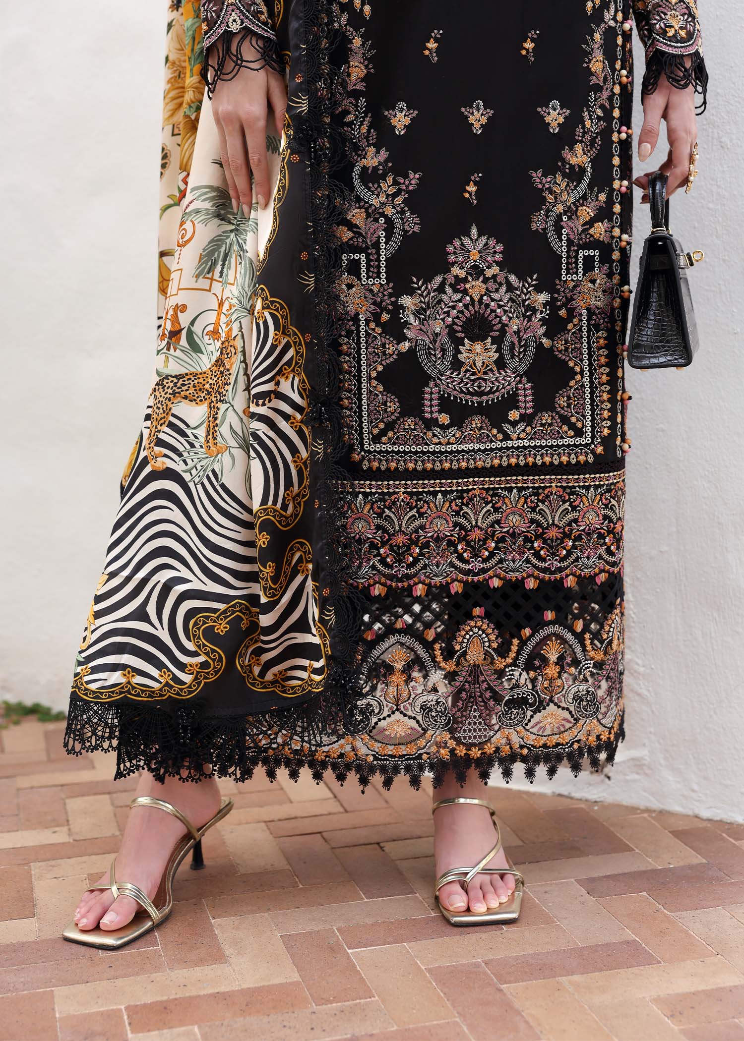 Kanwal Malik Elysia Luxury Lawn – Noire - Image 3