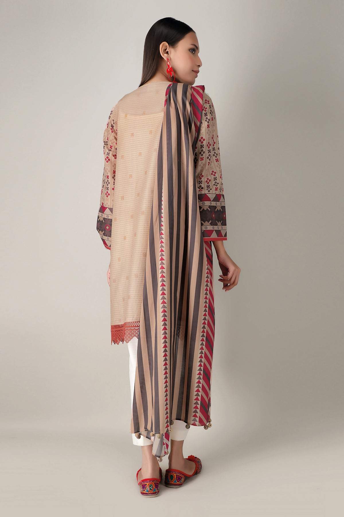 Khaadi Spring Collection 2021 – 2PC Suit · Printed Kameez Dupatta · L21116 Beige - Image 2