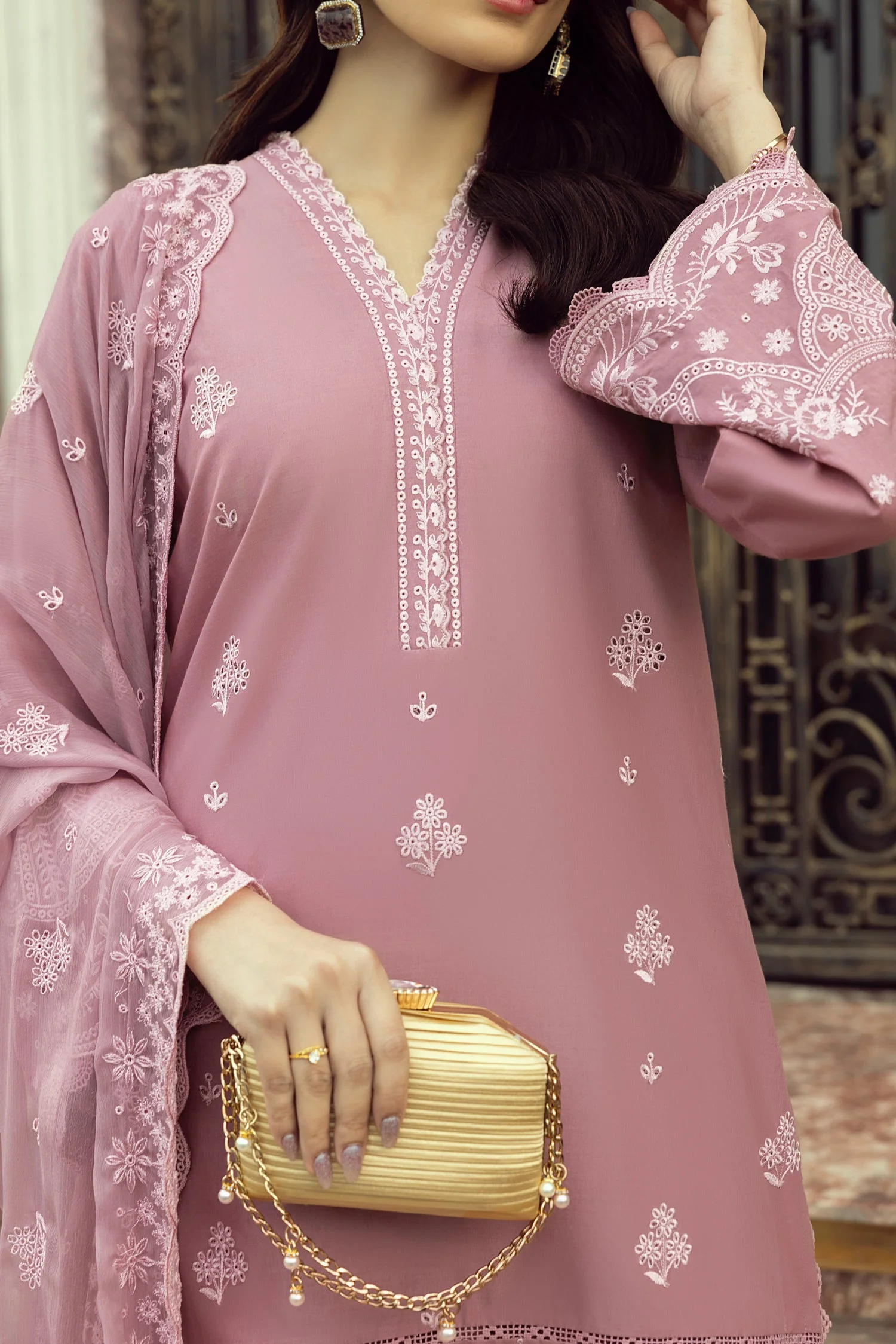 Lakhany Embroidered Lawn – LG-RL-0169 - Image 7