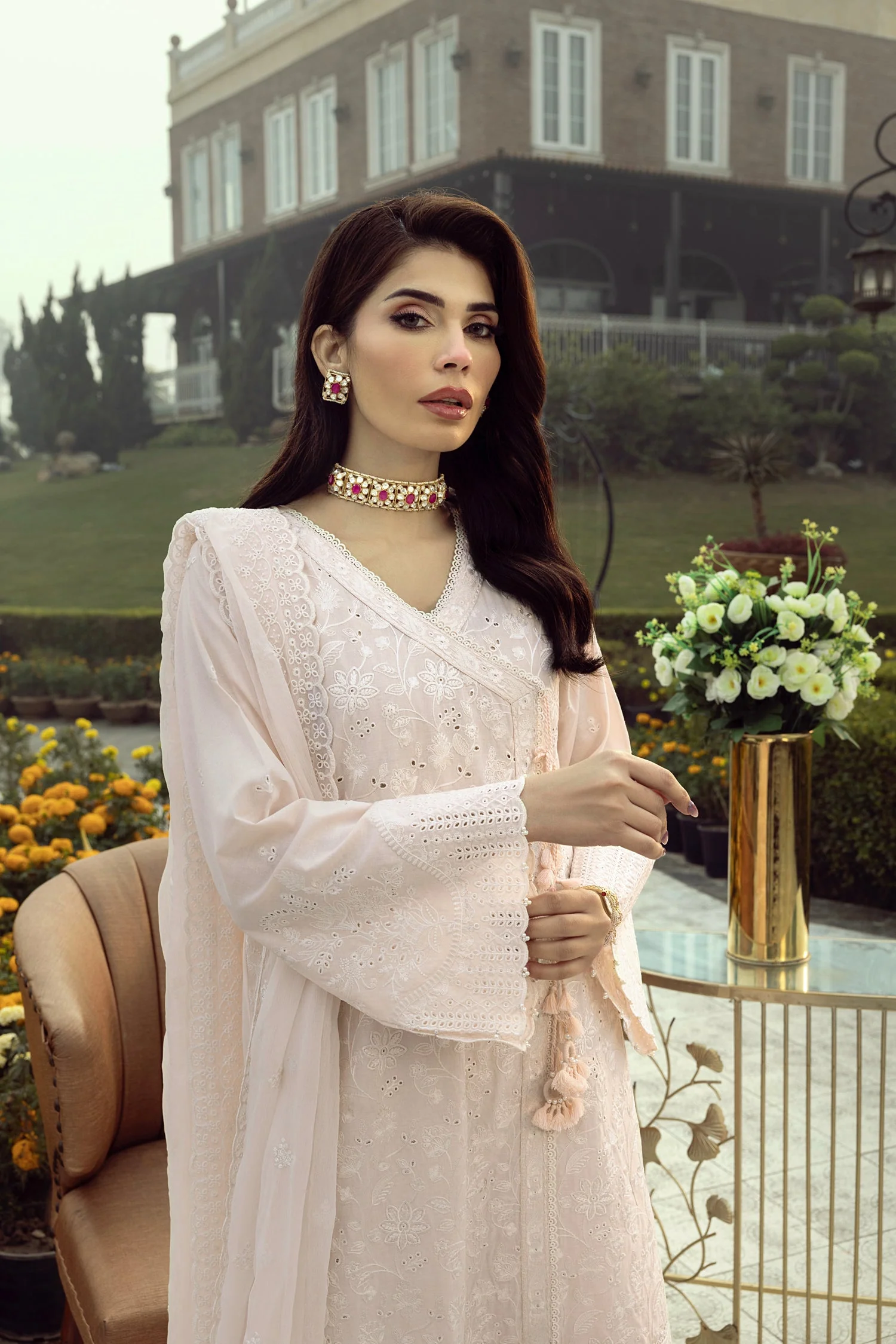 Lakhany Embroidered Lawn – LG-UB-0126 - Image 3