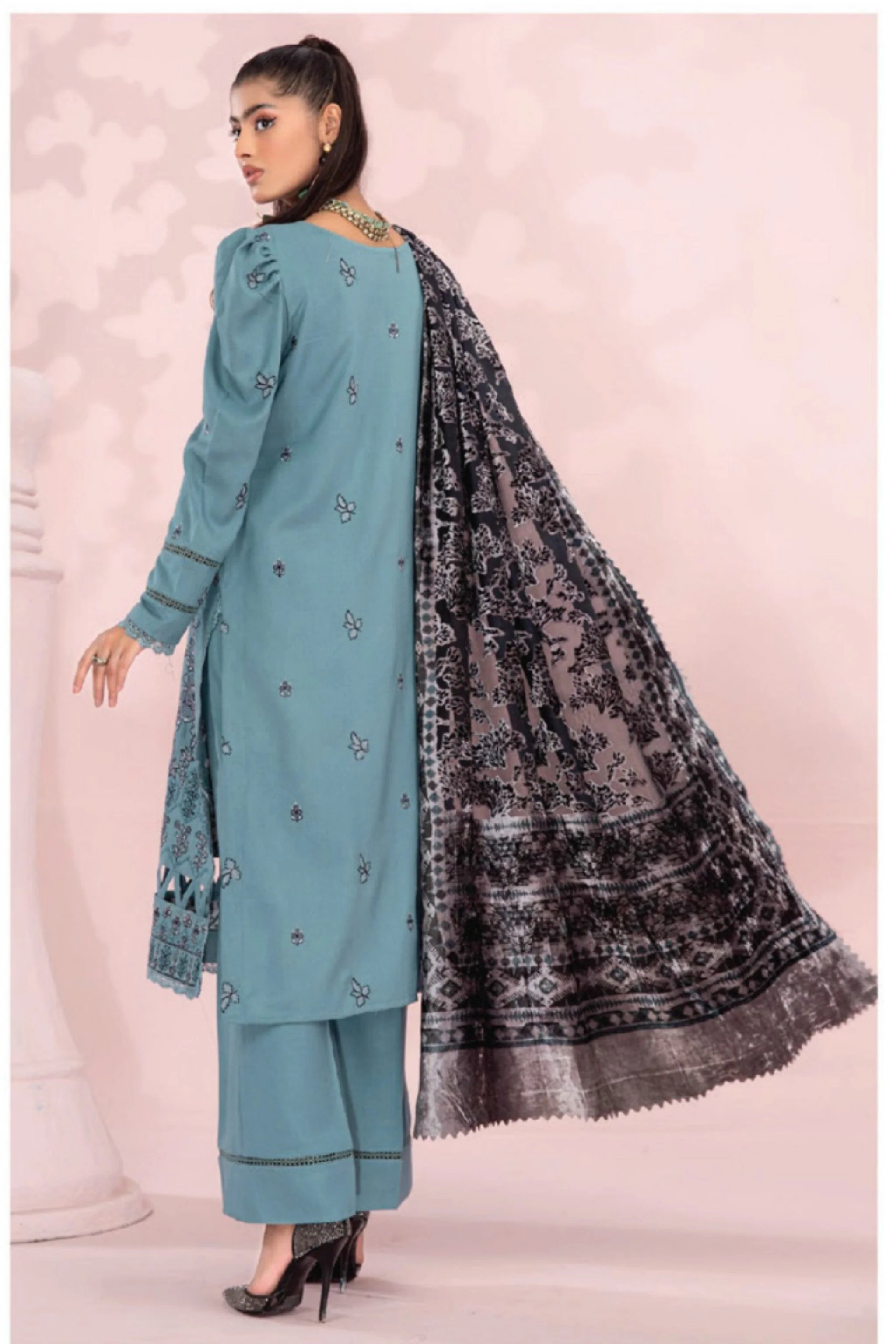 Lala Brocade Exclusive Palachi Winter Collection D-06 - Image 3