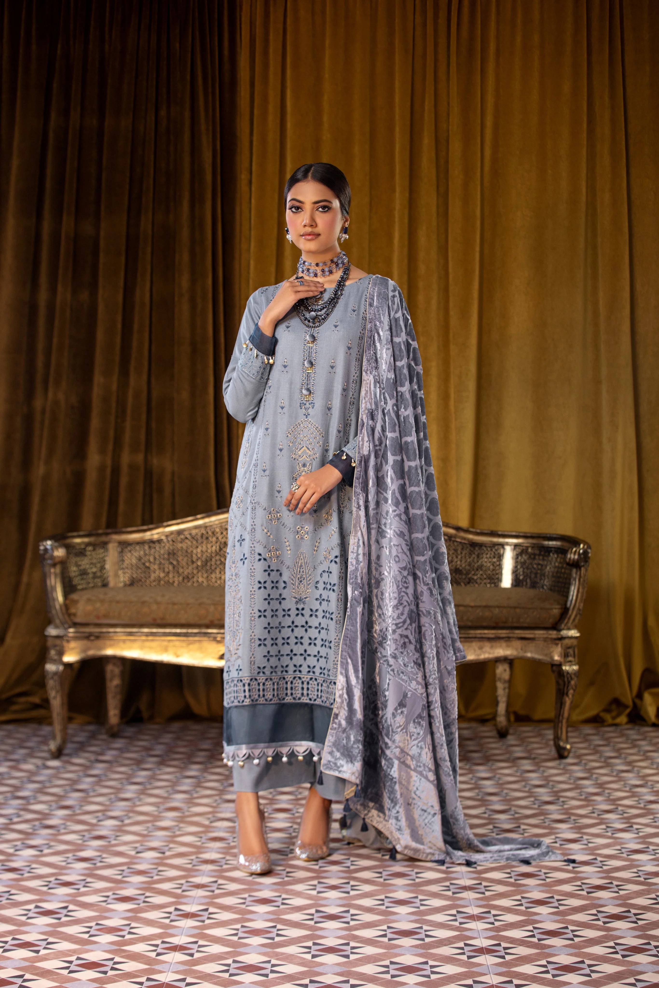 Lala Brocade Palachi Winter – LW-0123