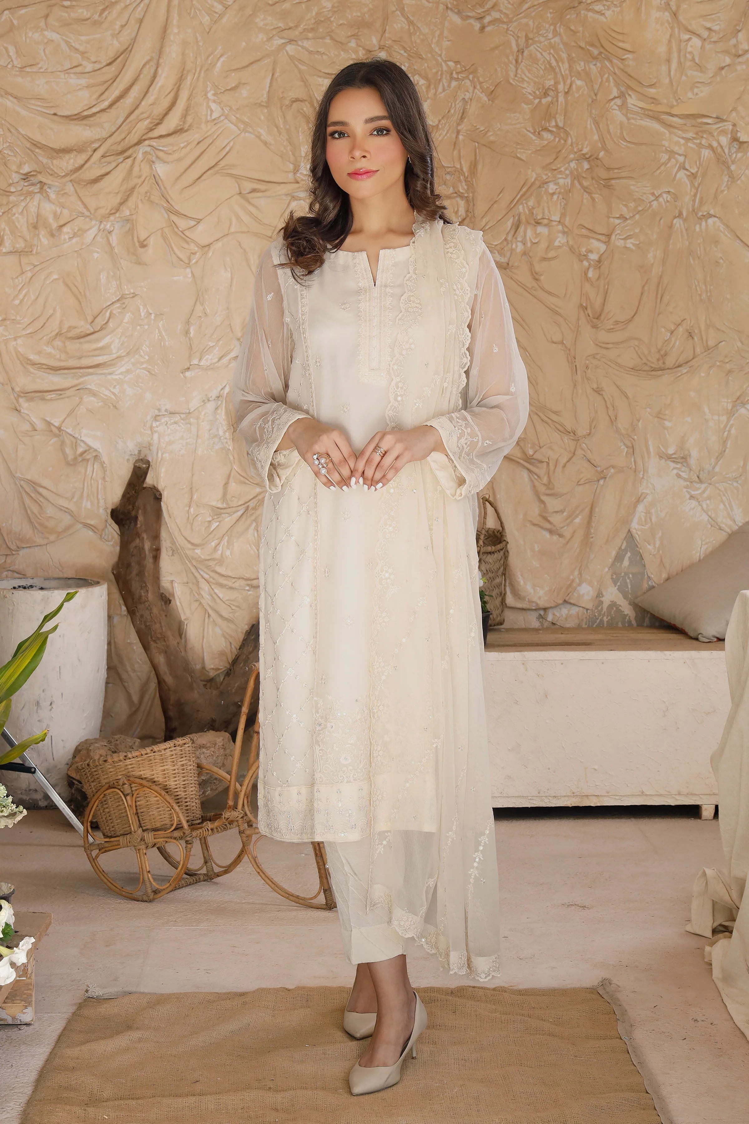 LSM Lakhany Pret/Stitched – Embroidered Chiffon LG-IZ-0026 - Image 3