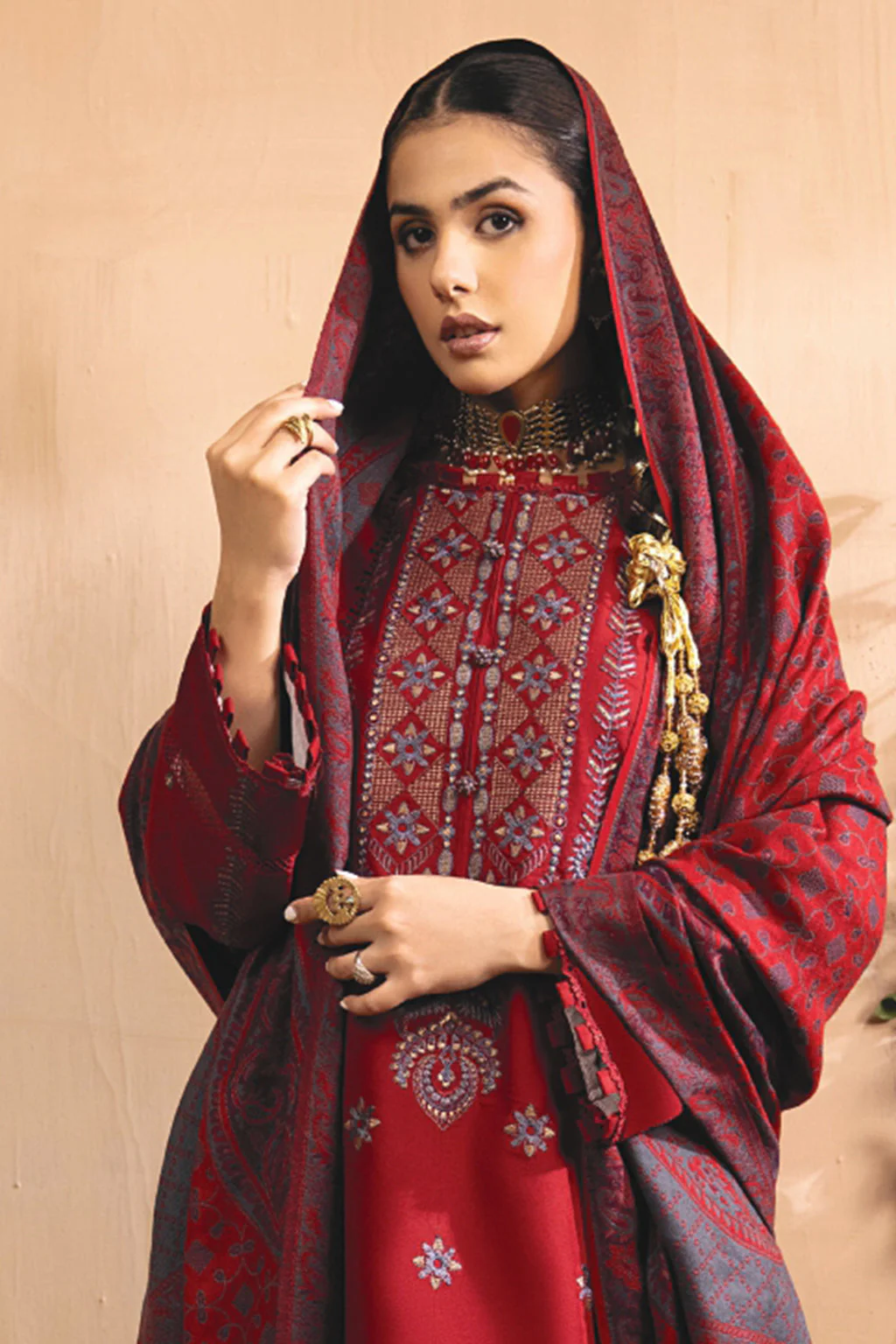 Maahru By Sanam Saeed Winter Collection M-03 - Image 3