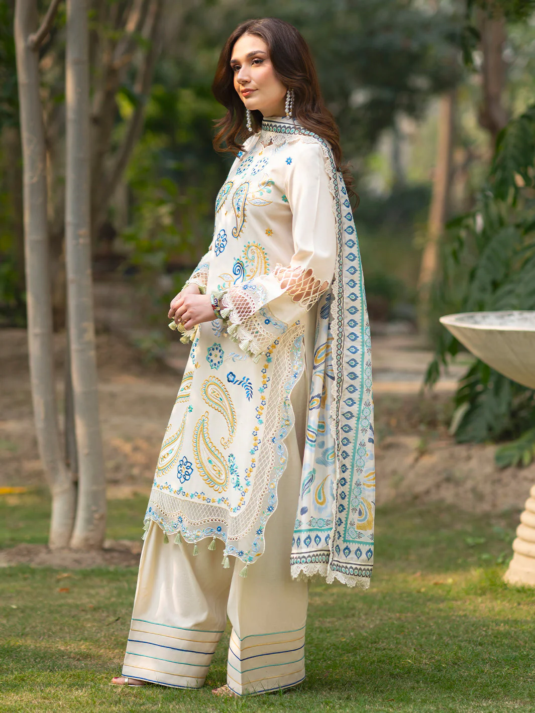 Mahnur Angan Lawn – AN-005 - Image 5