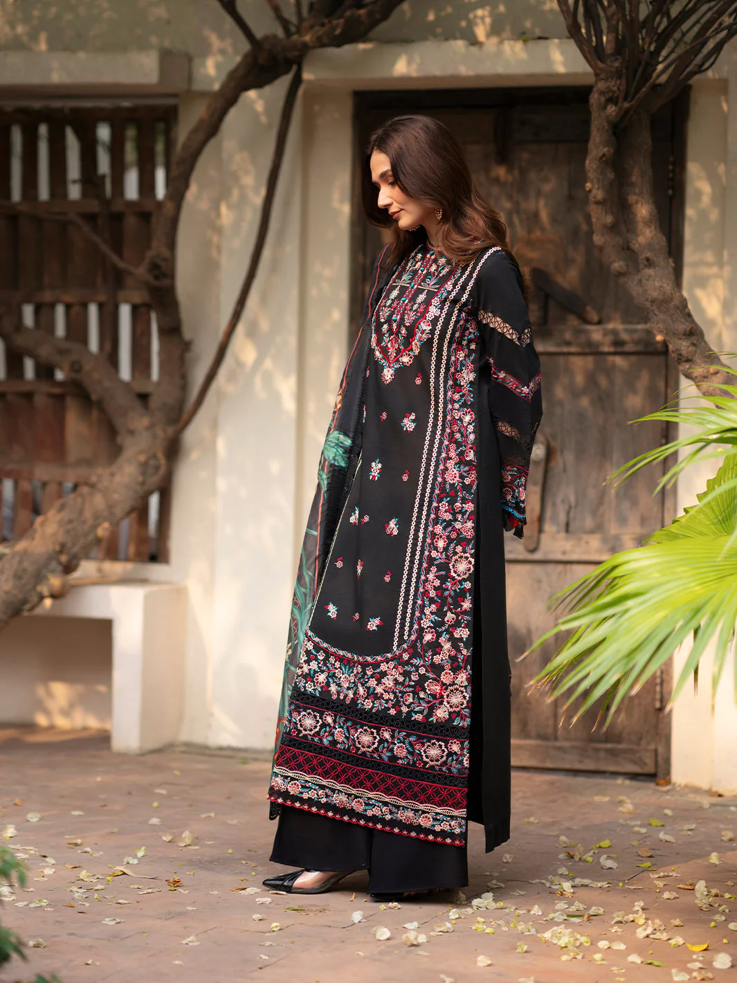 Mahnur Angan Lawn – AN-007 - Image 8