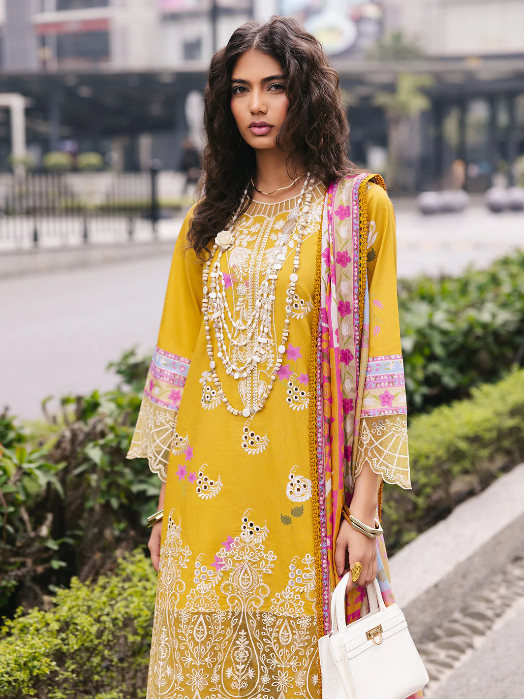 Mahnur Broadway Luxury Lawn – Buttercup - Image 4
