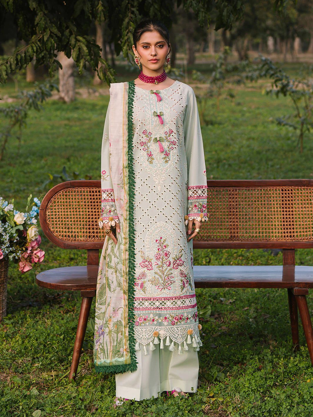 Mahnur Dahlia Luxury Lawn – Ana - Image 3