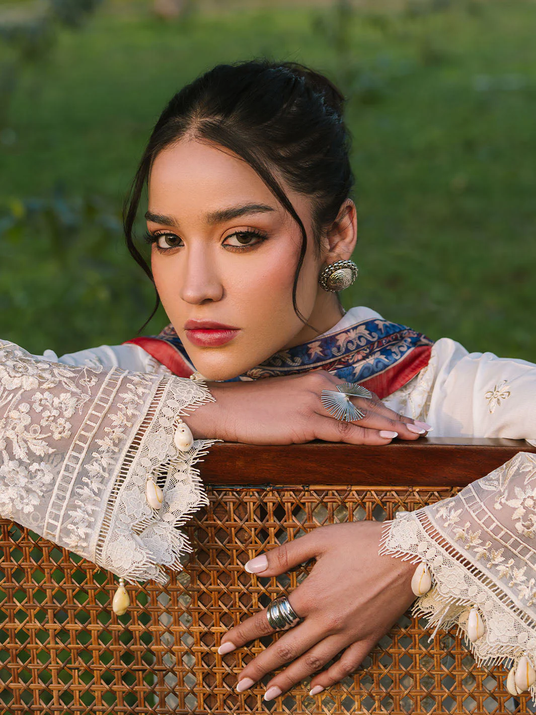 Mahnur Dahlia Luxury Lawn – Gia - Image 4