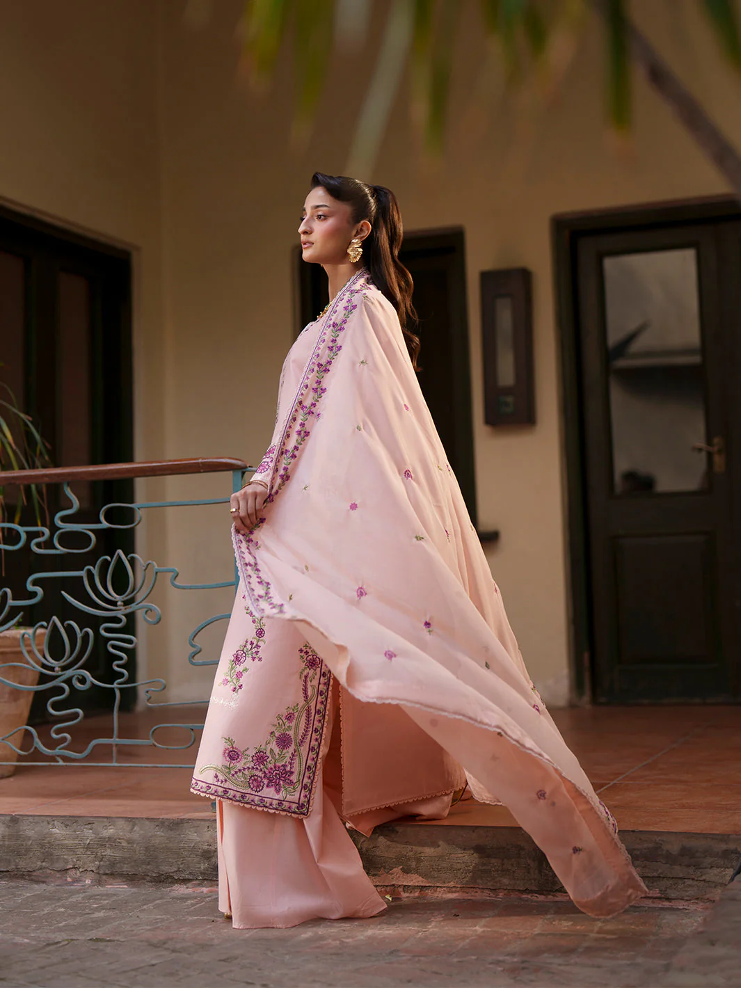Mahnur Fiona Lawn – F-01 - Image 10