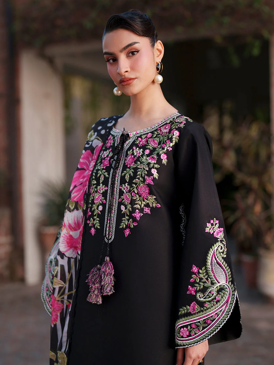 Mahnur Fiona Lawn – F-09 - Image 7