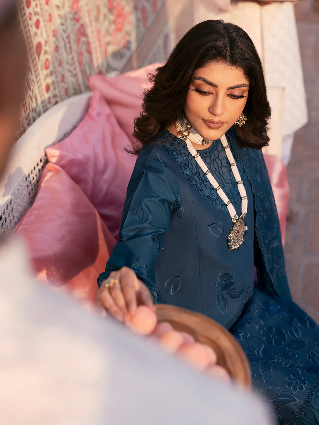 Mahnur Husn-e-Jahan Luxury Lawn – Cyania - Image 6