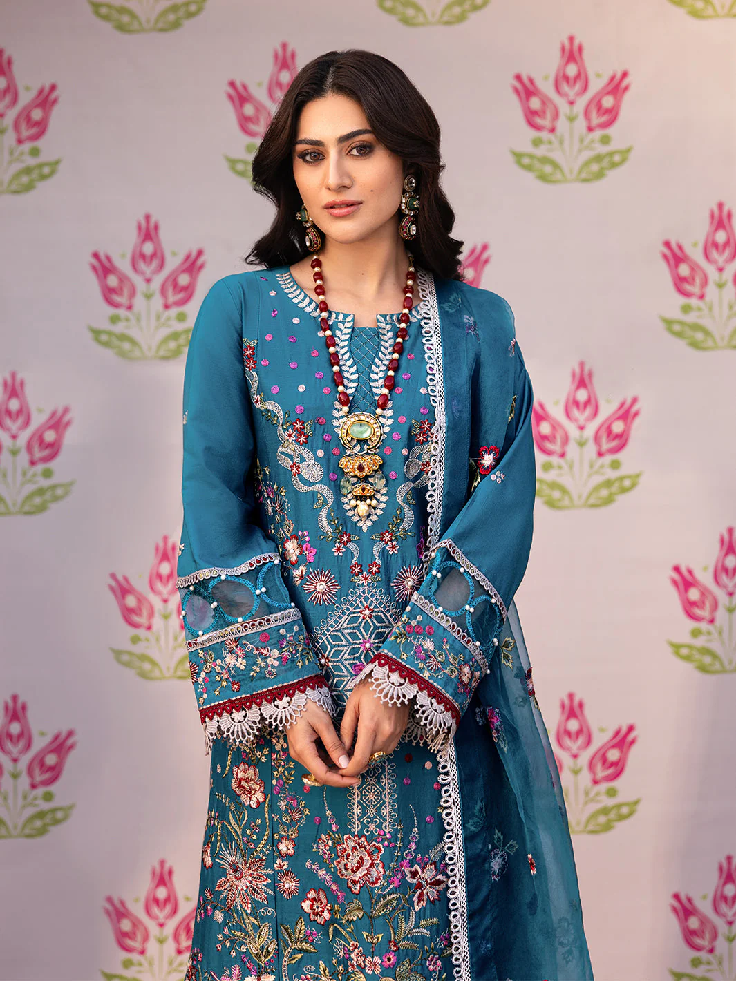 Mahnur Husn-e-Jahan Luxury Lawn – Renee - Image 2