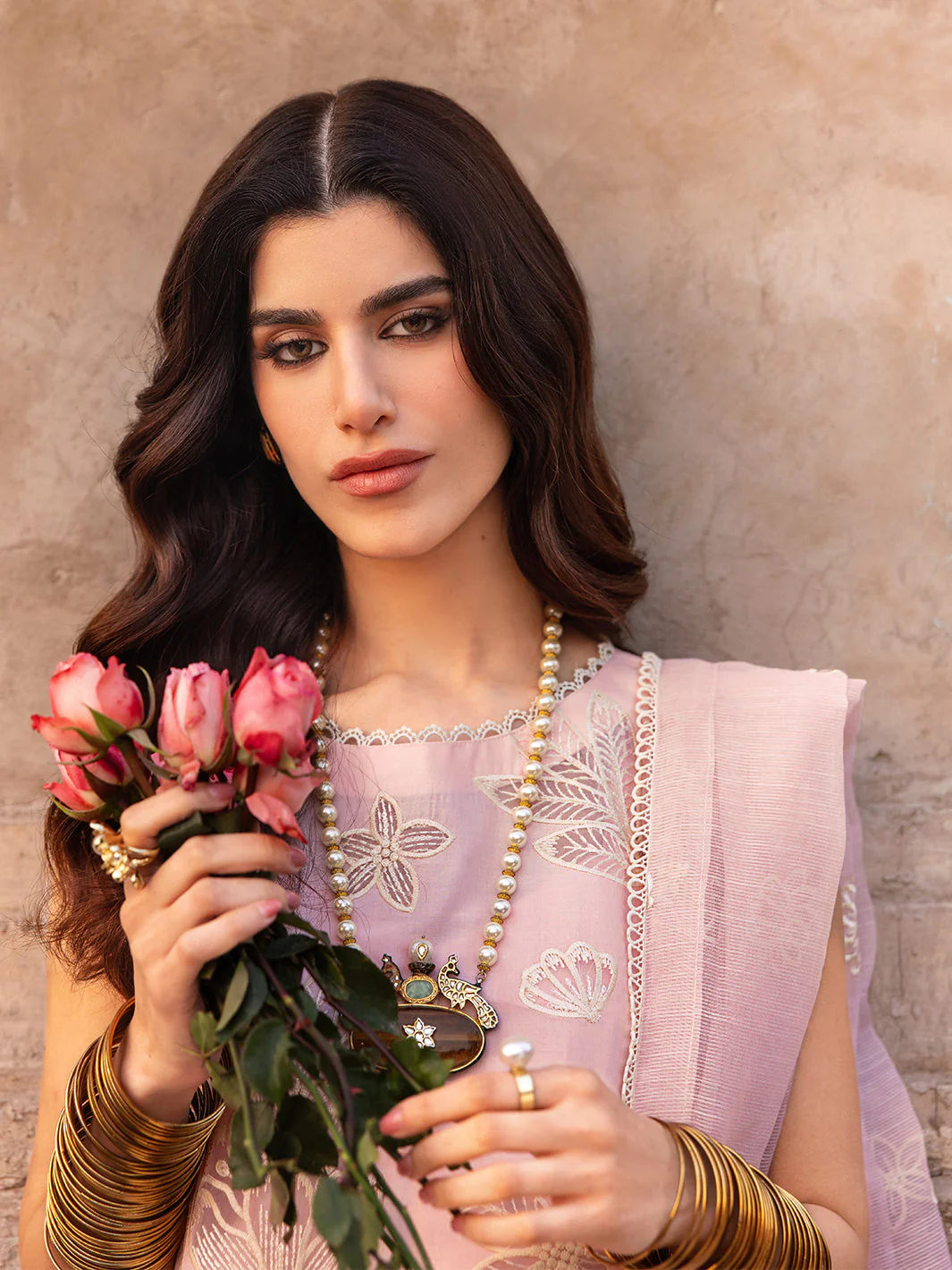 Mahnur Husn-e-Jahan Luxury Lawn – Rheaa - Image 4