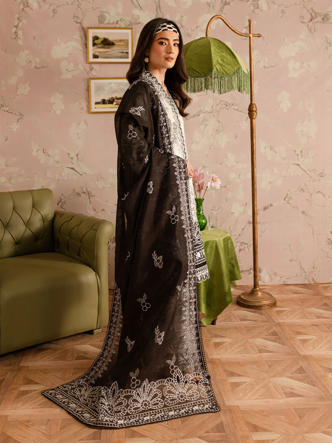 Mahnur Leila Printkari Lawn Edit – LP - 06 - Image 7