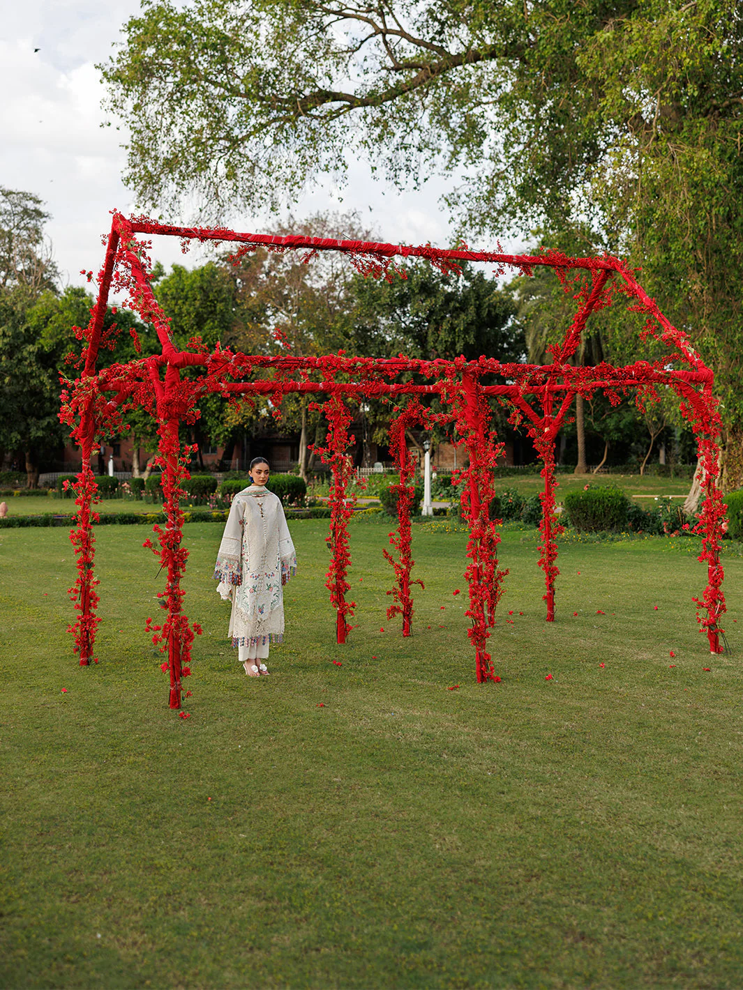 Mahnur Morbagh Luxury Lawn – M-03 - Image 10