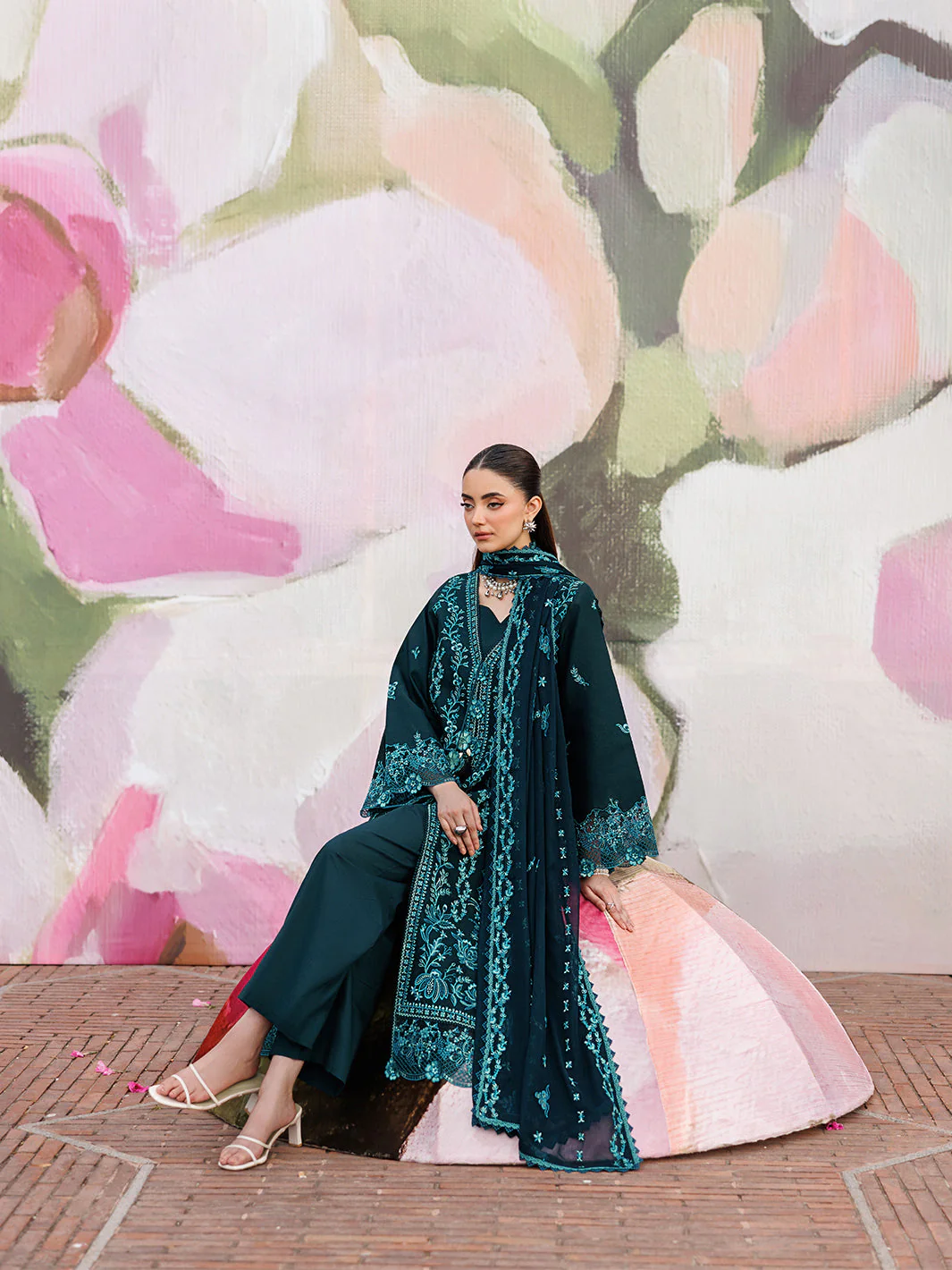 Mahnur Morbagh Luxury Lawn – M-04 - Image 7