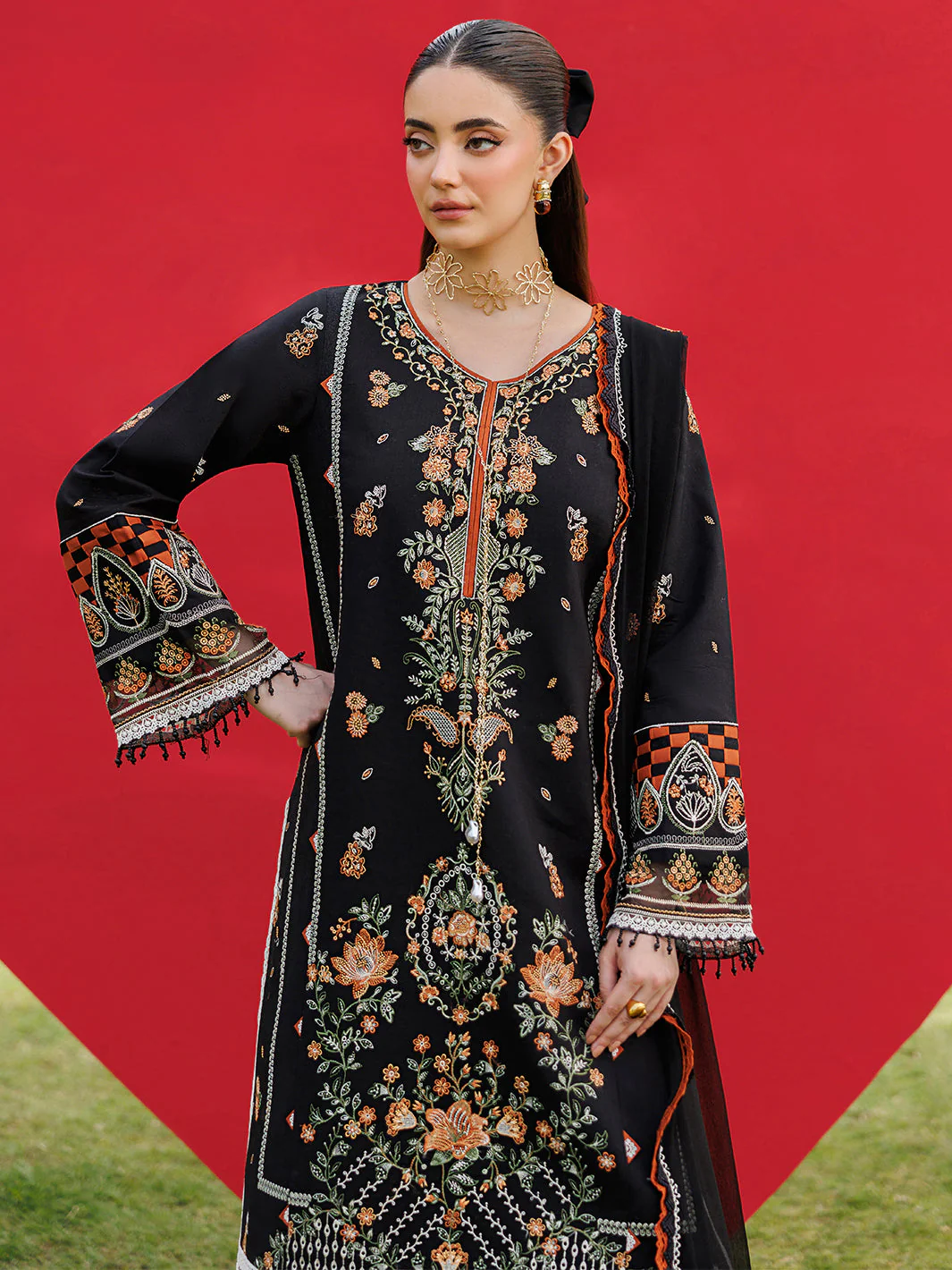Mahnur Morbagh Luxury Lawn – M-11 - Image 2