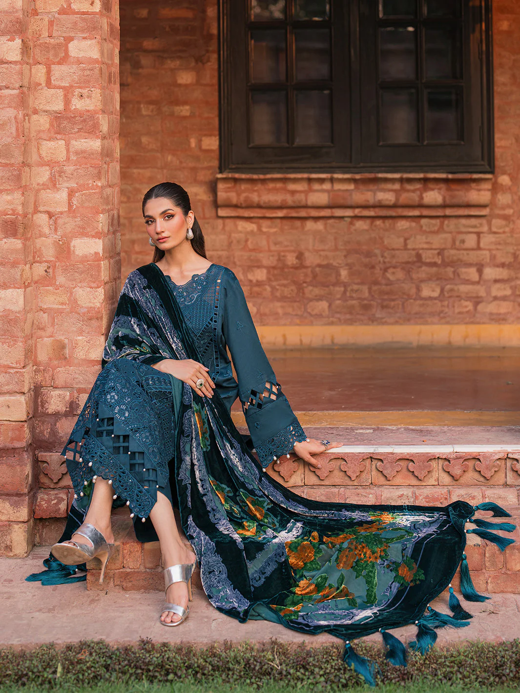Mahnur Nazakat Luxury Kotrai Winter – AVEN - Image 3