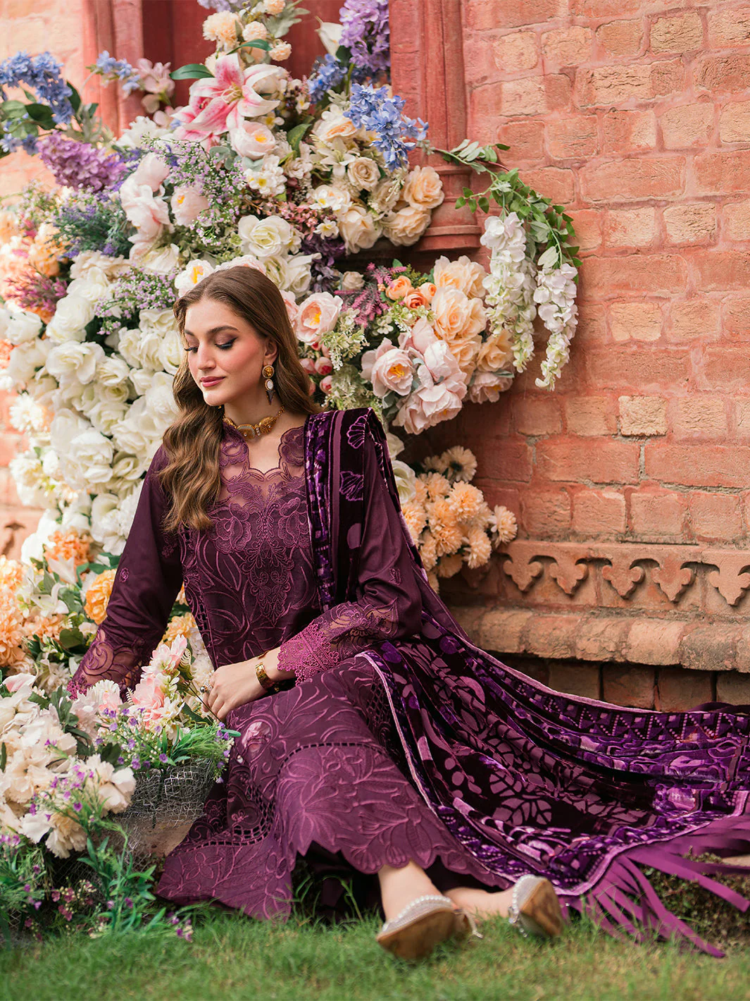 Mahnur Nazakat Luxury Kotrai Winter – ZARAE - Image 6