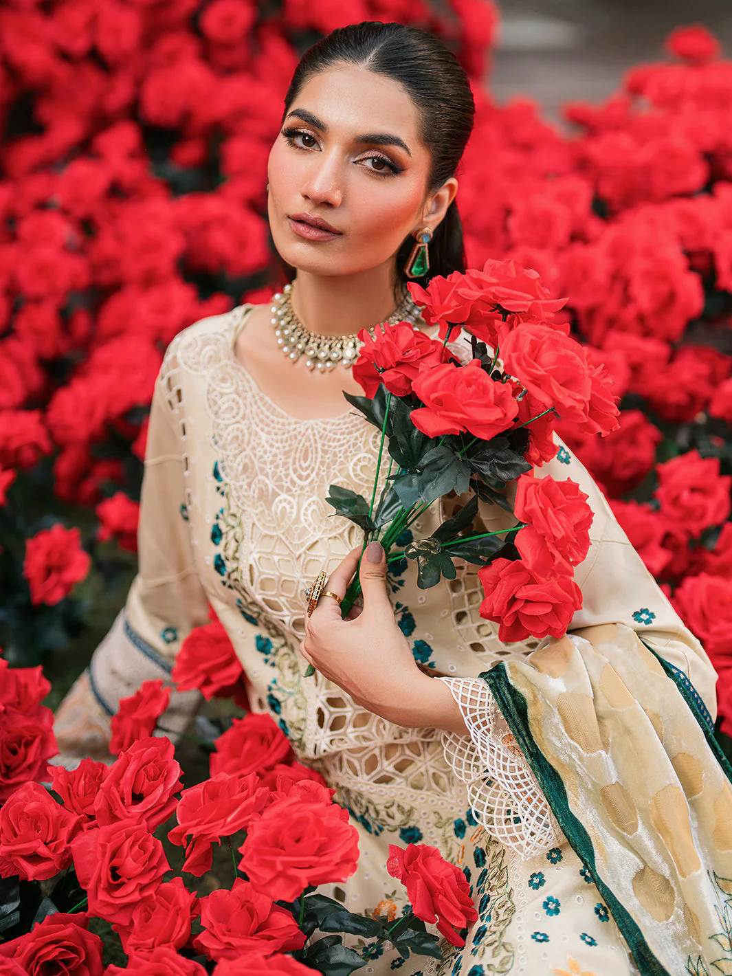 Mahnur Nazakat Luxury Kotrai Winter – ZEYA - Image 7