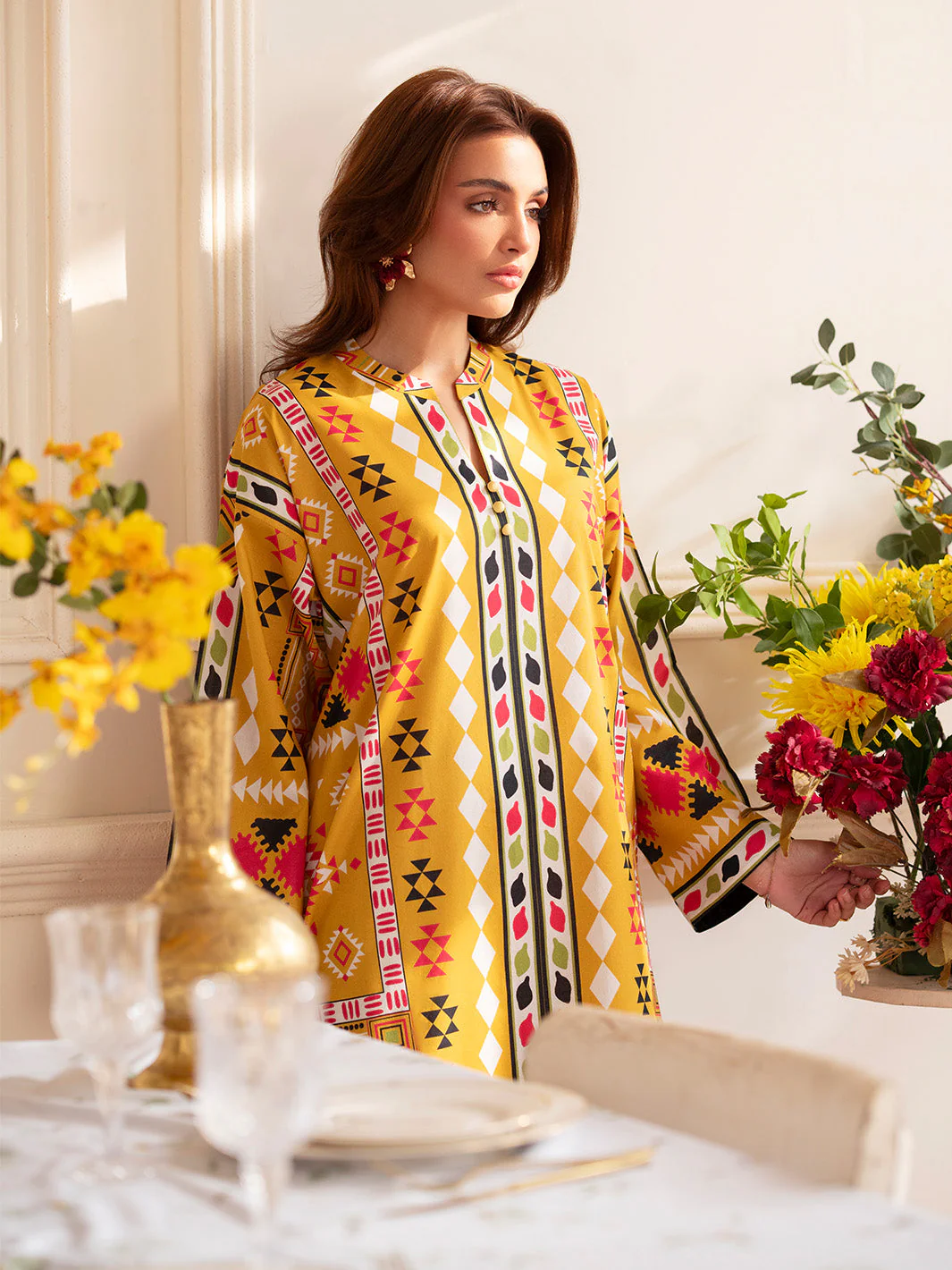 Mahnur Noir 2PC Lawn – N-02 - Image 2