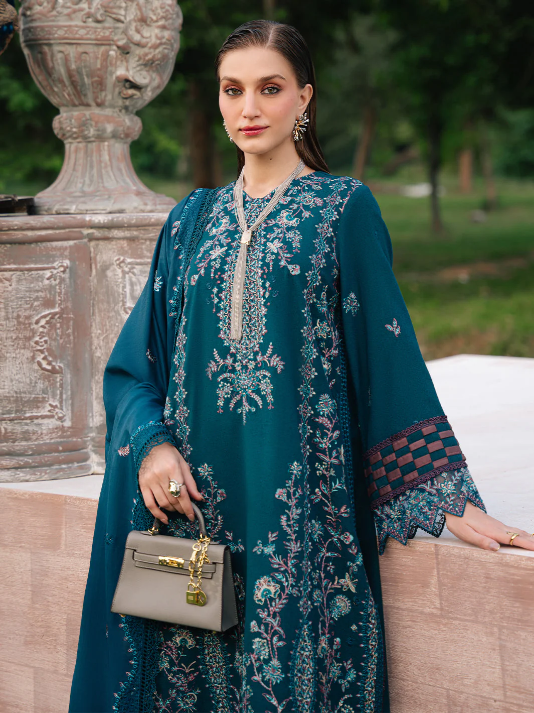 Mahnur Secret Garden Karandi Winter – SG-009 - Image 6