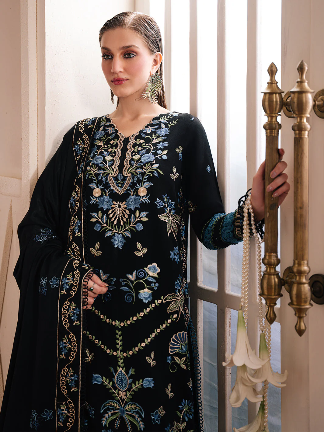Mahnur Secret Garden Karandi Winter – SG-011 - Image 2