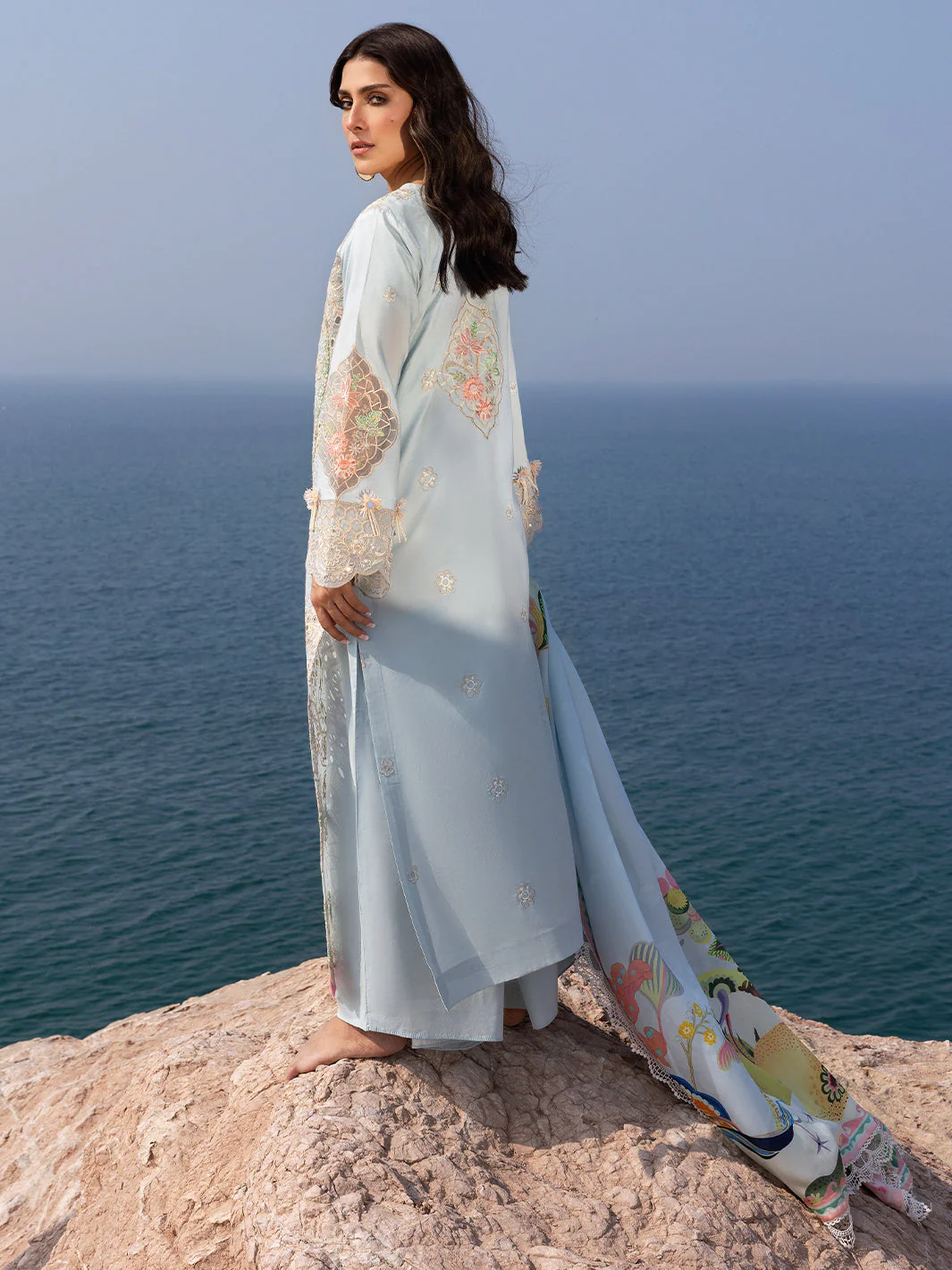 Mahnur Sirene Luxury Lawn – Luna - Image 3