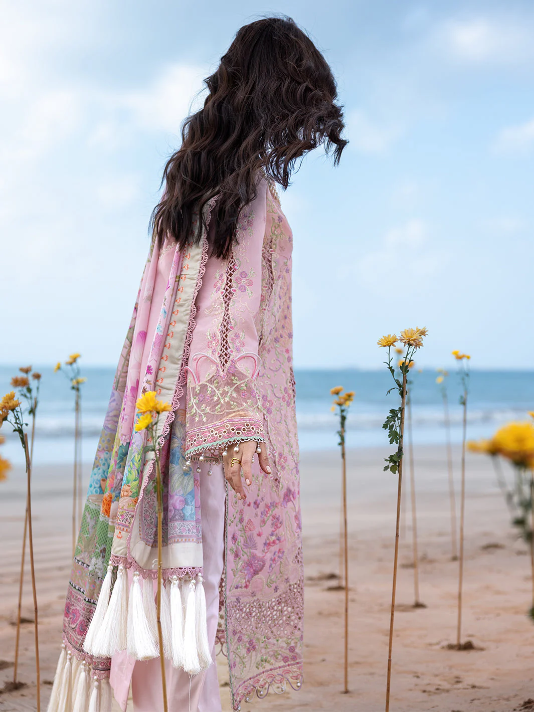 Mahnur Sirene Luxury Lawn – S-012 - Image 9