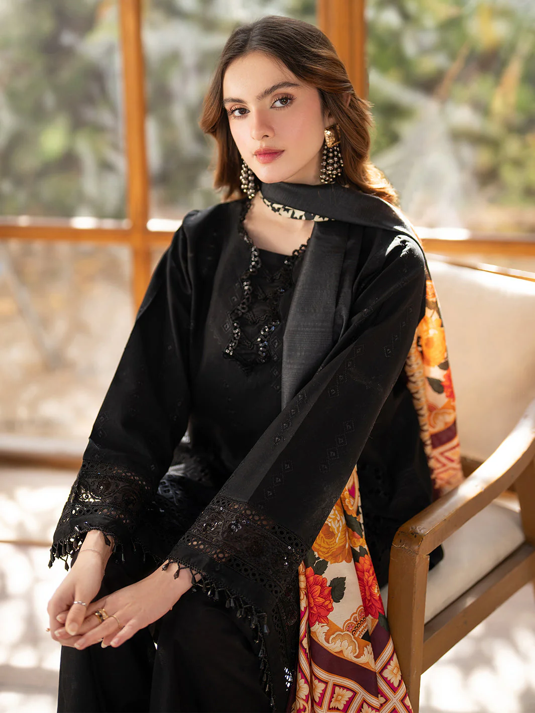 Mahnur Stella Luxury Lawn – SL - 05 A - Image 3