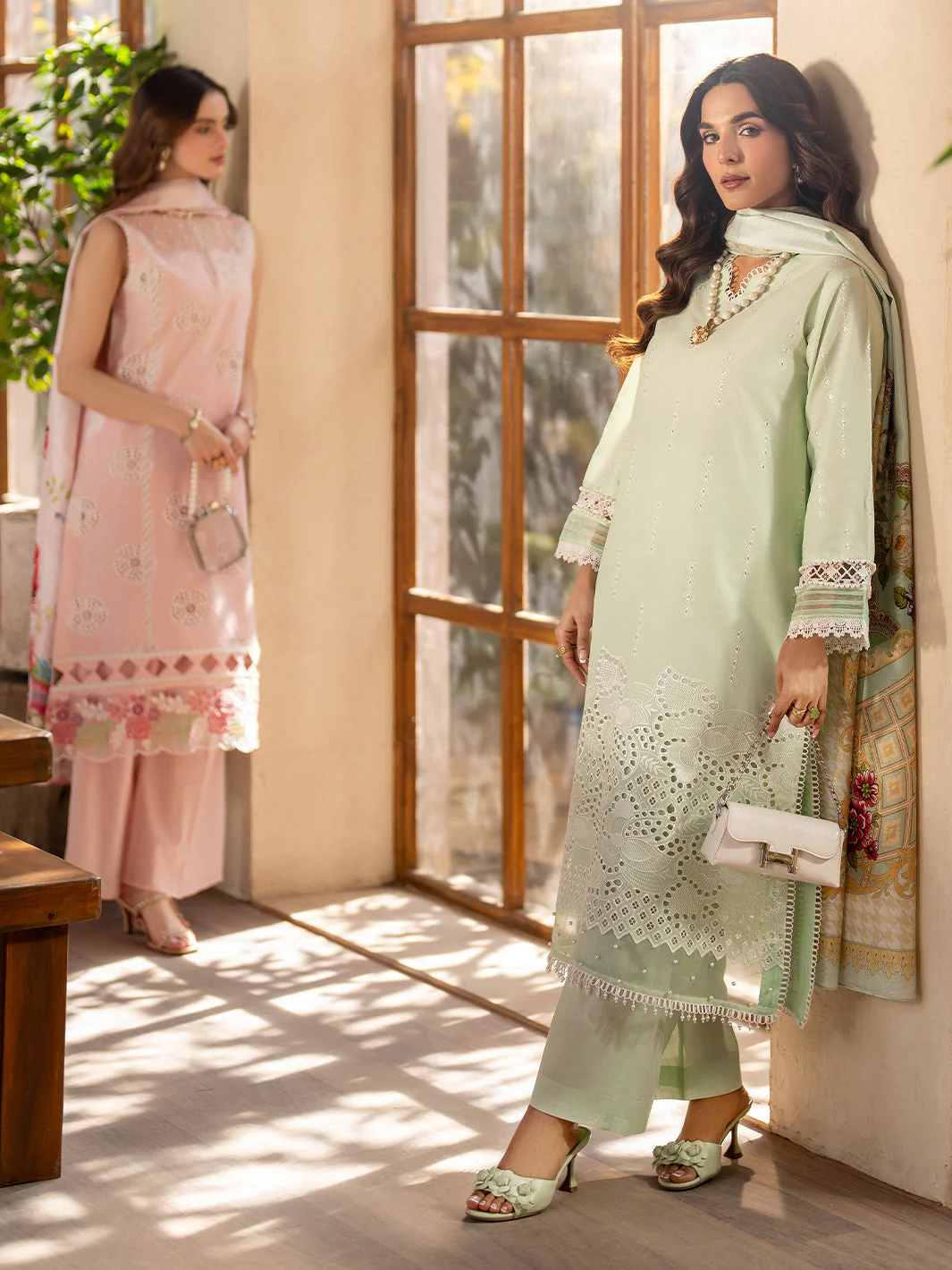 Mahnur Stella Luxury Lawn – SL - 05 B - Image 3