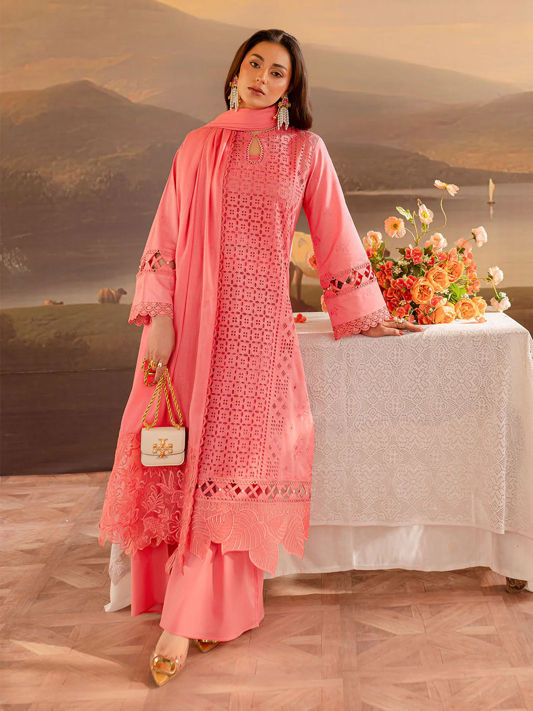 Mahnur Twilight Luxury Lawn – CARISEA - Image 4