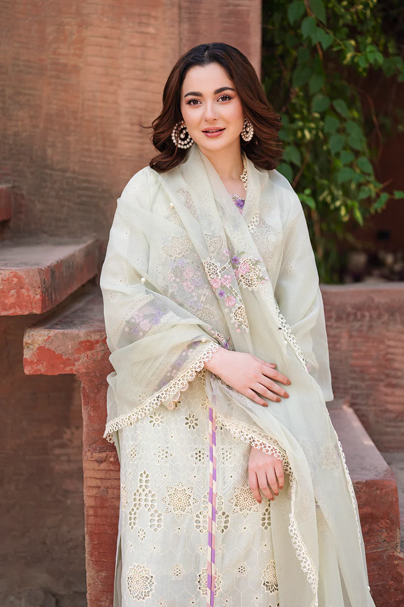 Manara Luxury Lawn Collection – Opaline - Image 6