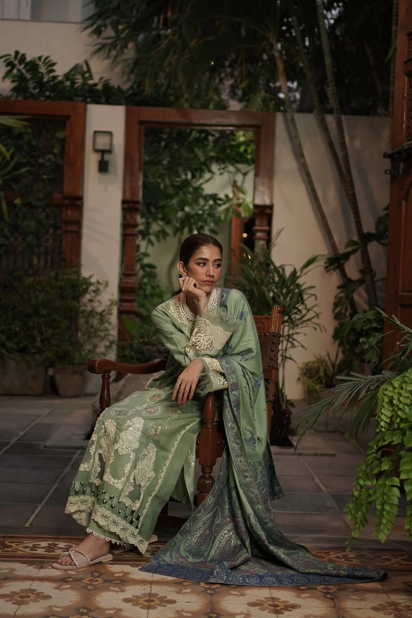 Manara Luxury Winter Festive Collection – Ananse - Image 3