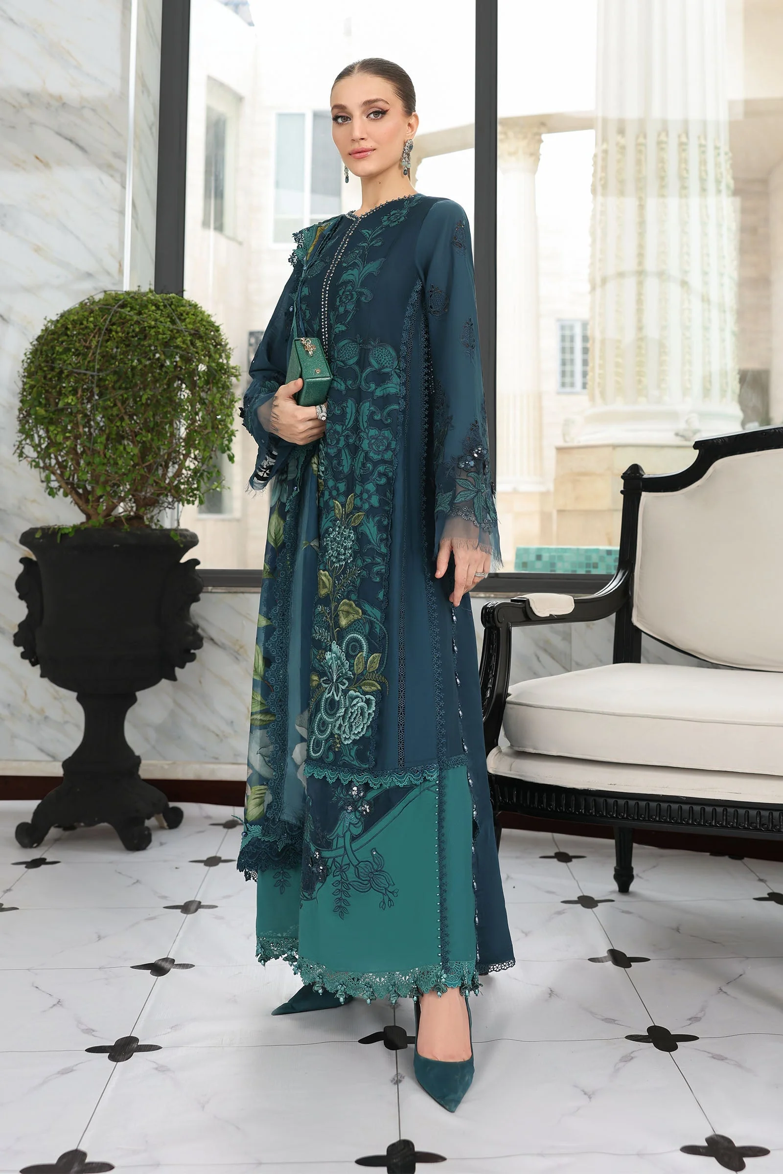 MARIA.B Eid Festive Luxury Lawn – EL26-06 - Image 10