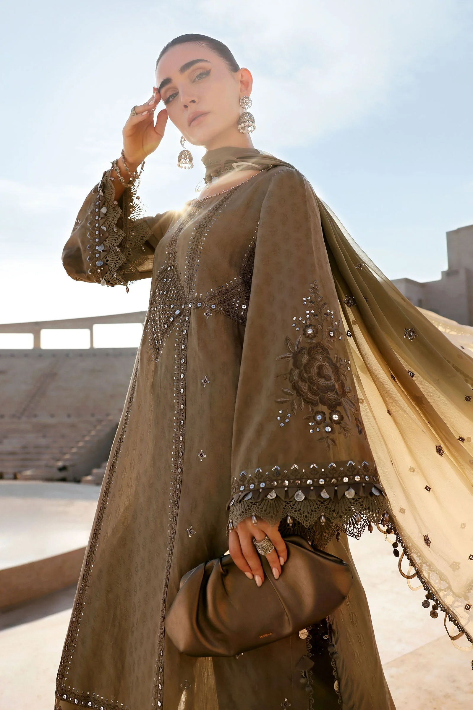 MARIA.B Eid Luxury Lawn – D2602A - Image 3