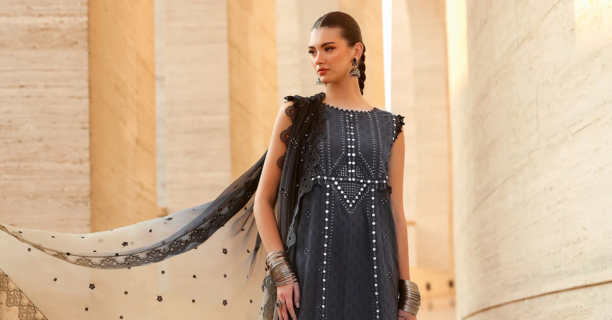MARIA.B Eid Luxury Lawn – D2602B - Image 10