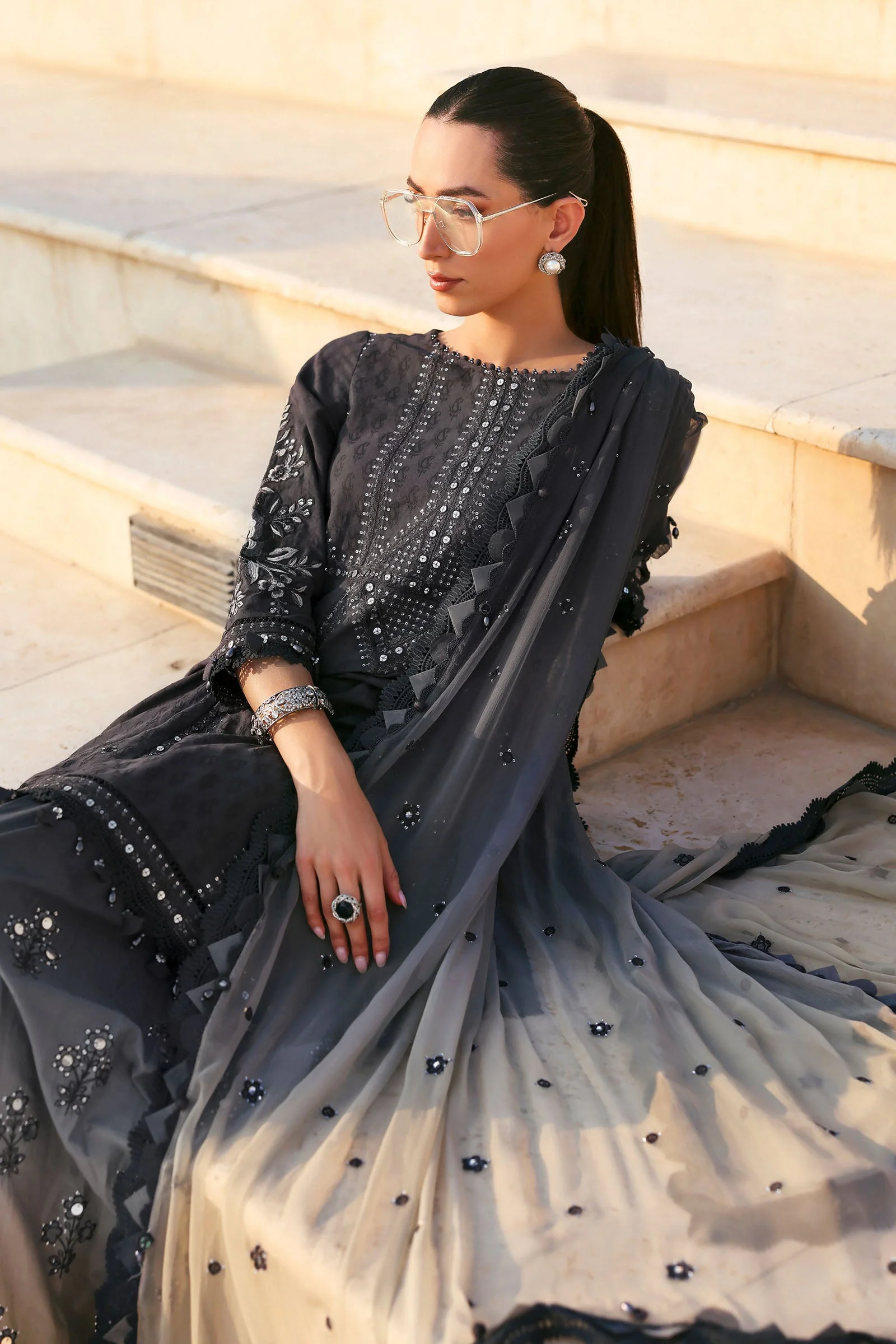 MARIA.B Eid Luxury Lawn – D2602B - Image 2