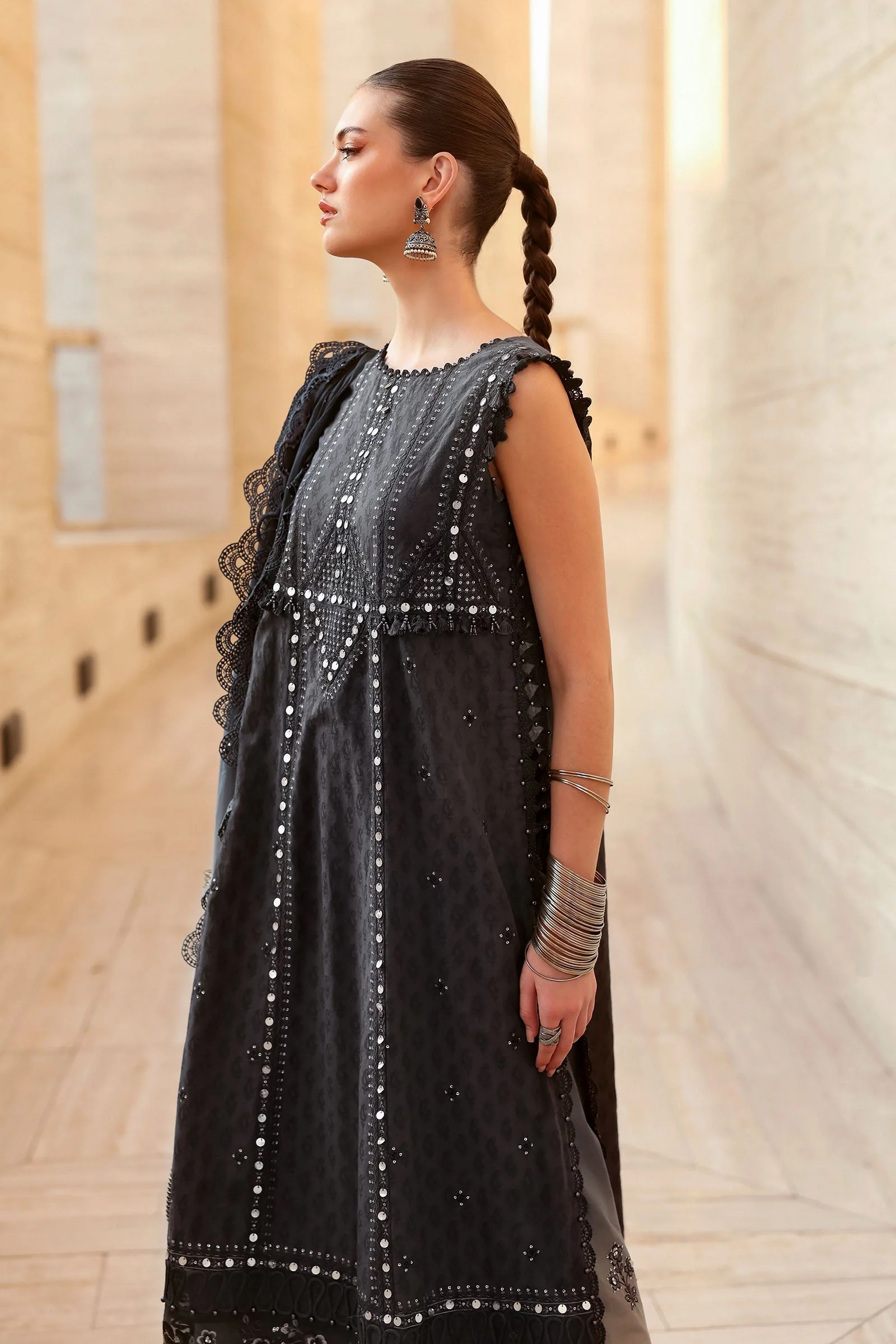 MARIA.B Eid Luxury Lawn – D2602B - Image 6