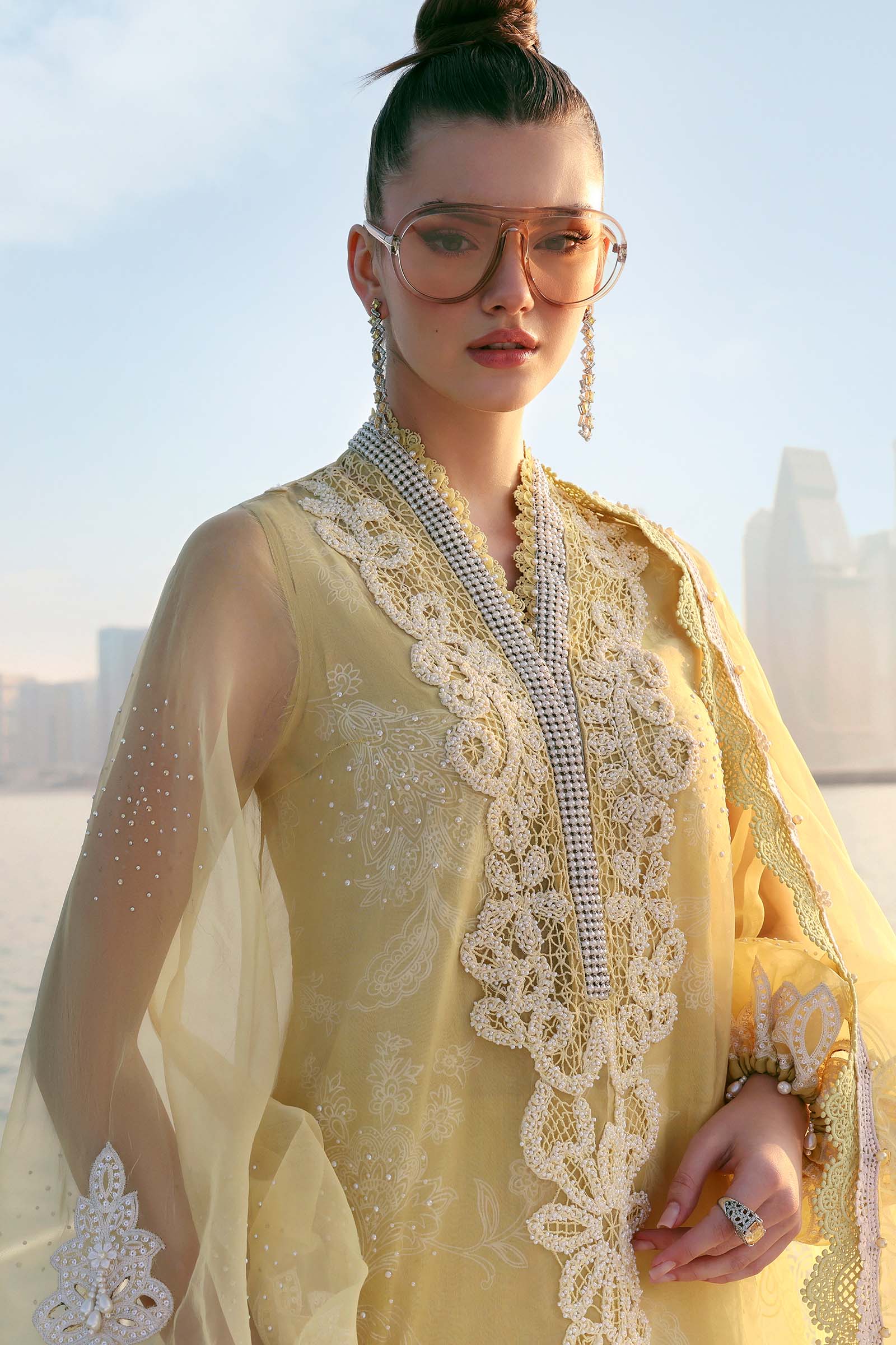 MARIA.B Eid Luxury Lawn – D2604A - Image 3
