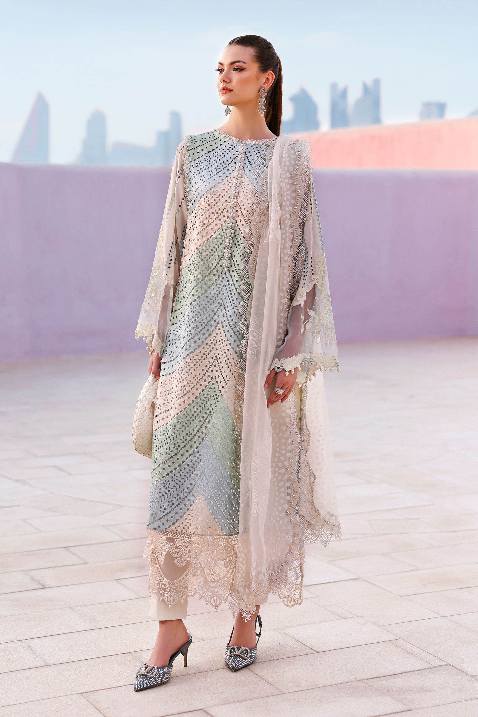 MARIA.B Eid Luxury Lawn – D2612A - Image 3