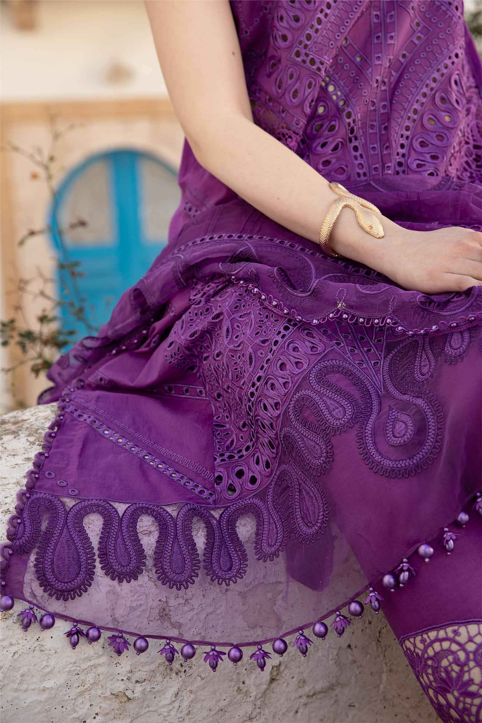 MARIA.B Luxury Eid Lawn – D-2402-B - Image 6