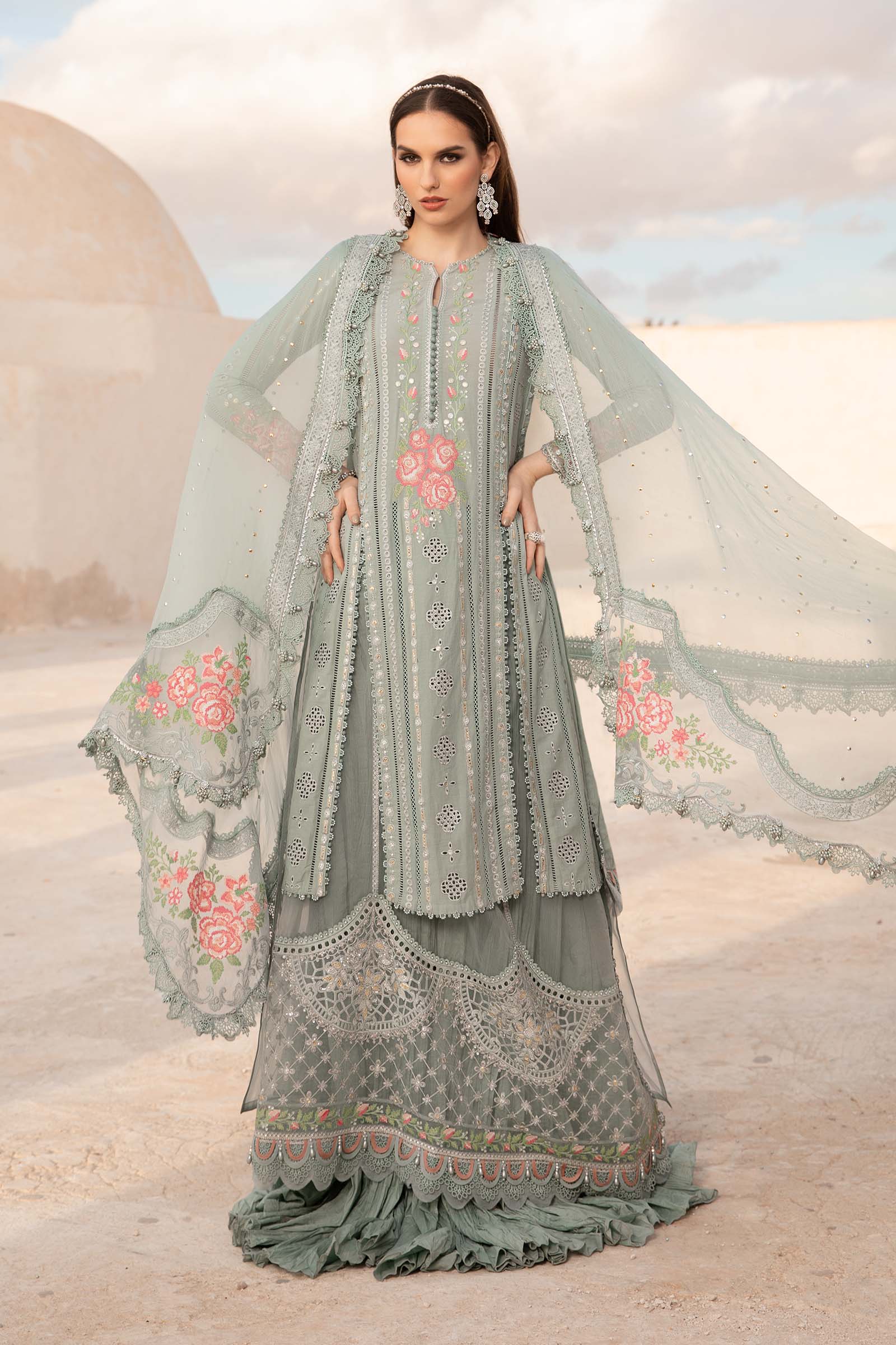 MARIA.B Luxury Lawn Collection 2024 – D-2412-B - Image 2