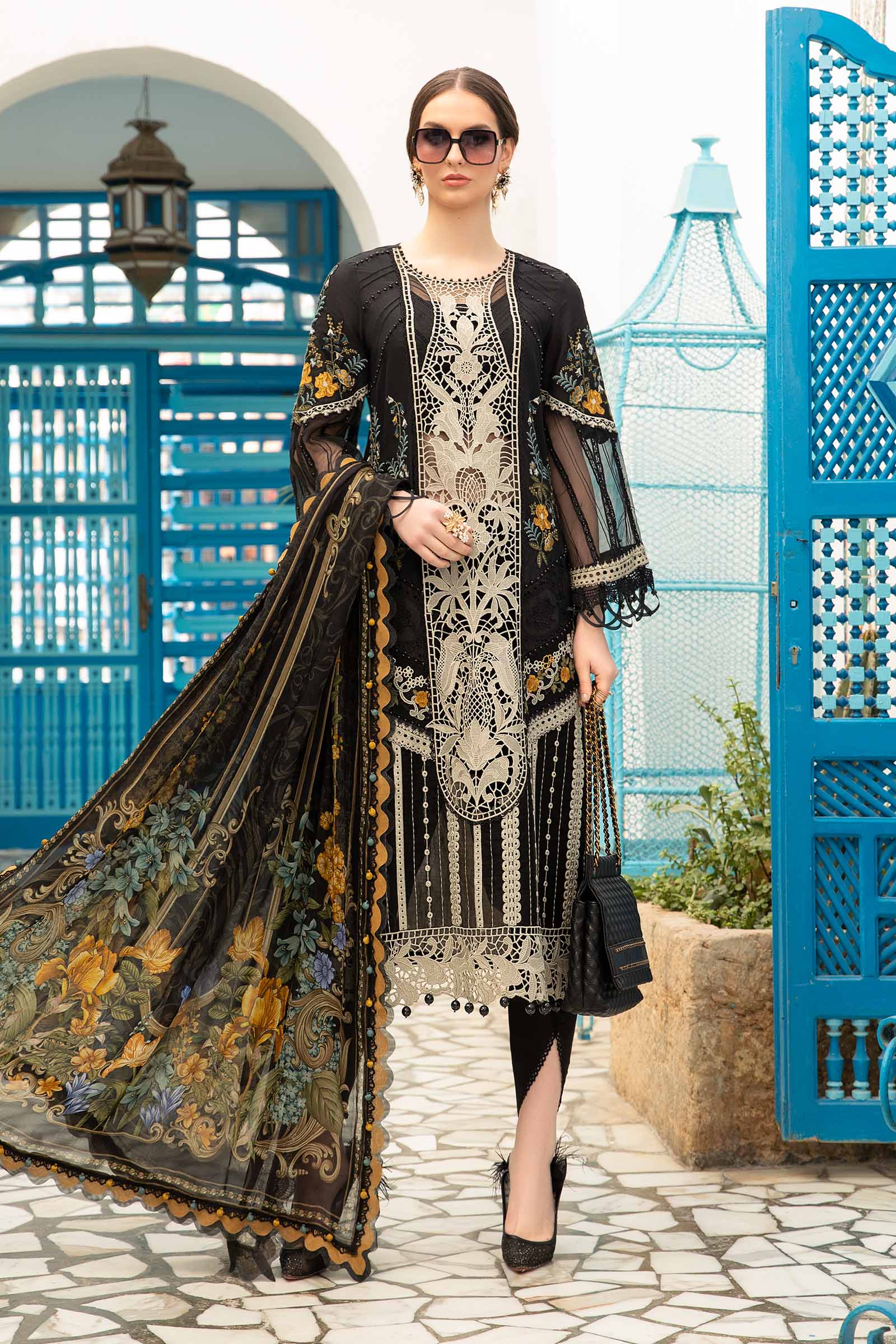 MARIA.B Luxury Lawn Collection 2024 – D-2415-B - Image 2