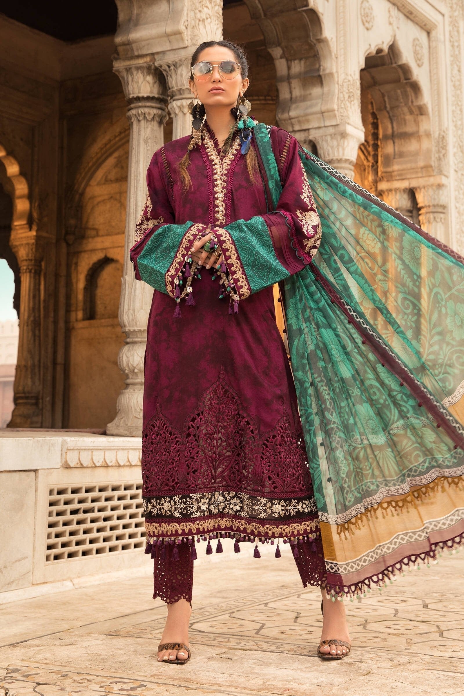 MARIA.B Mein Teri Aan Luxury Lawn Collection – D-2214-B