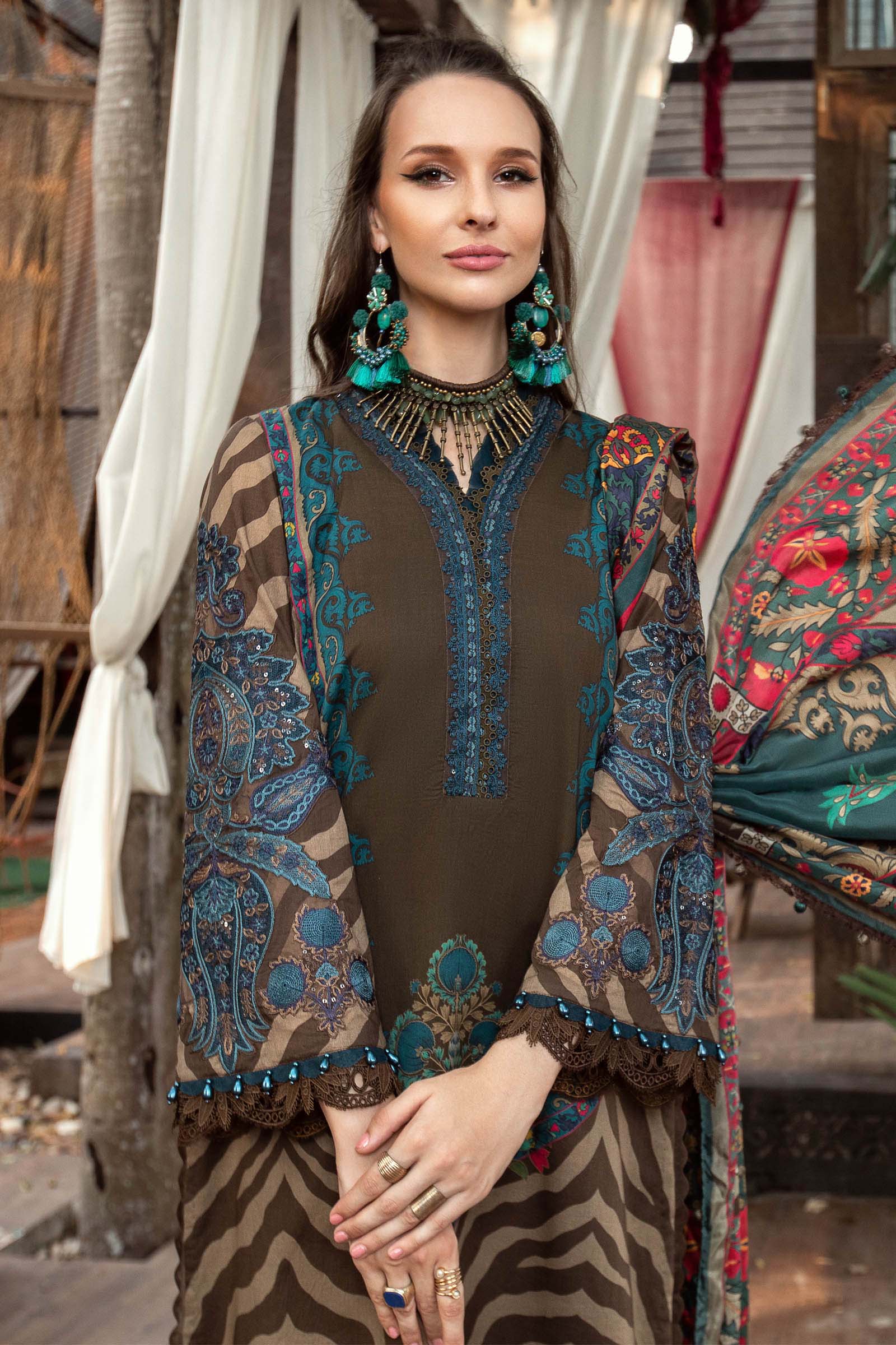 MARIA.B MPrints Eid Lawn Collection – MPT-1804-B - Image 2