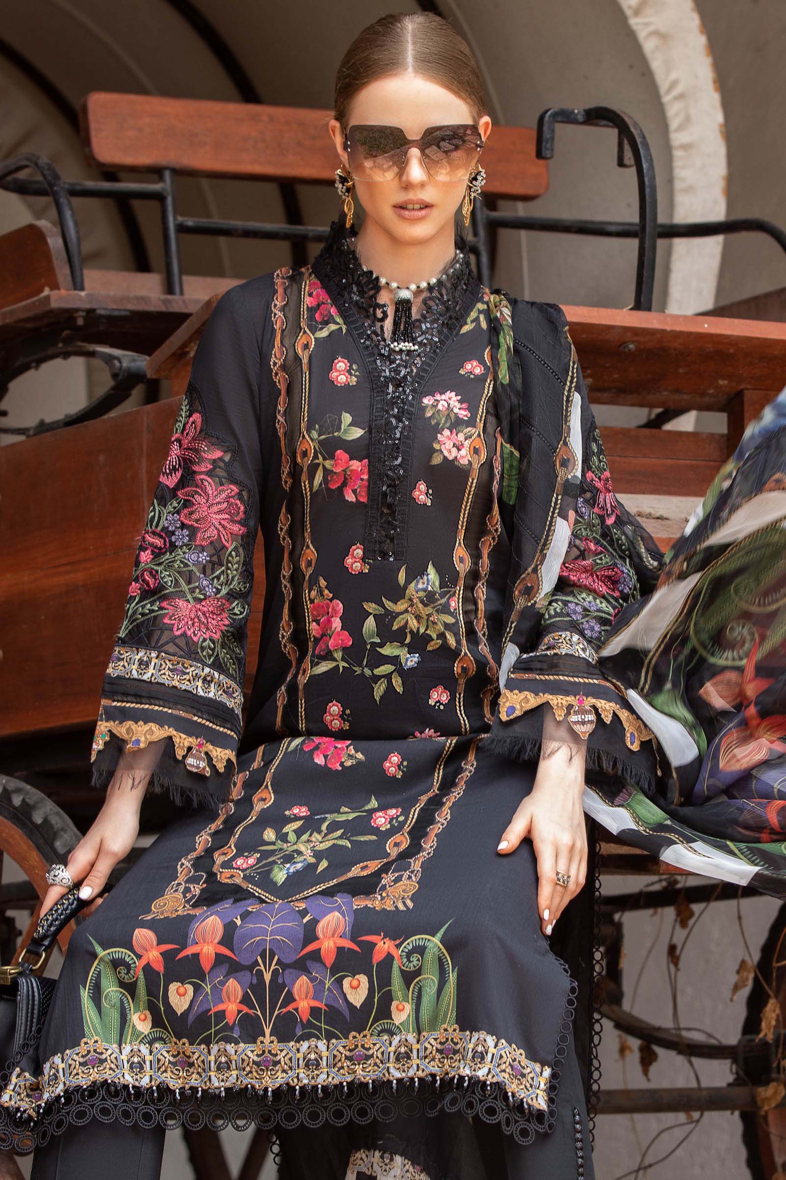 MARIA.B MPrints Eid Lawn Collection – MPT-1806-B - Image 2