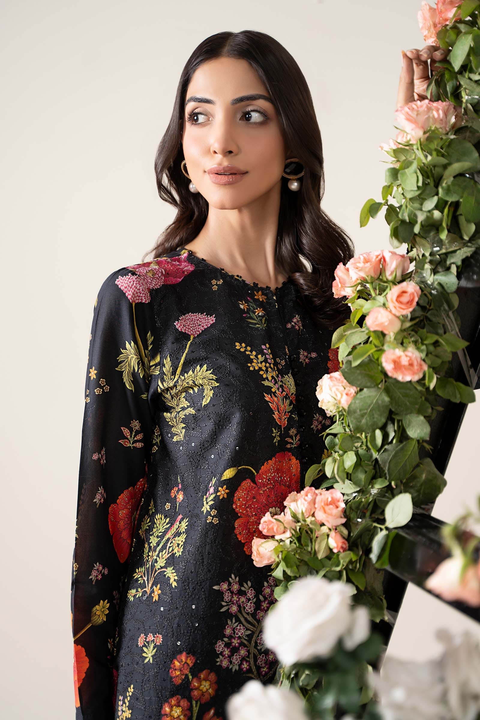 MARIA.B MPrints Eid Lawn – MPT-2607-B - Image 3