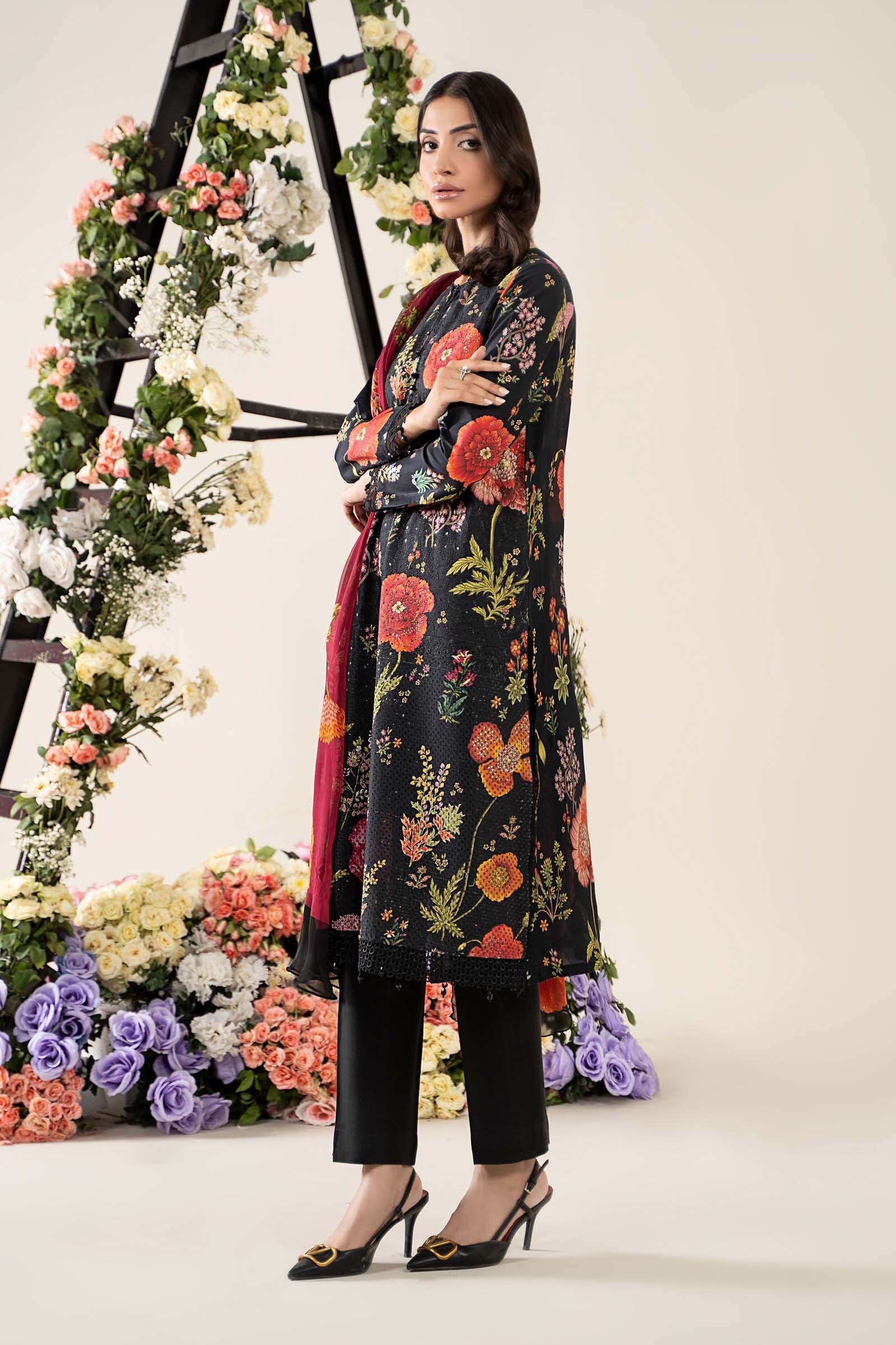 MARIA.B MPrints Eid Lawn – MPT-2607-B - Image 7
